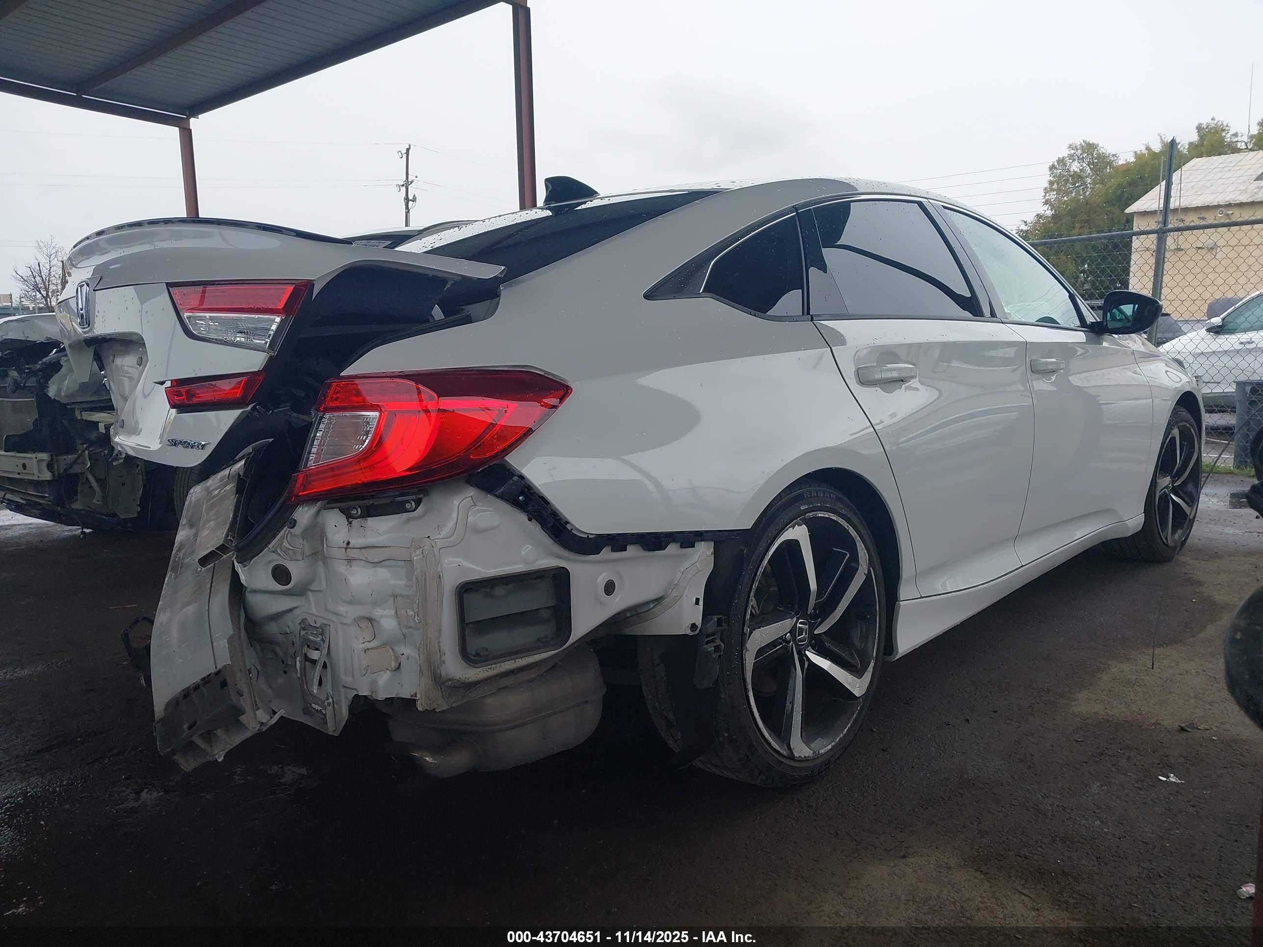 HONDA ACCORD image 4