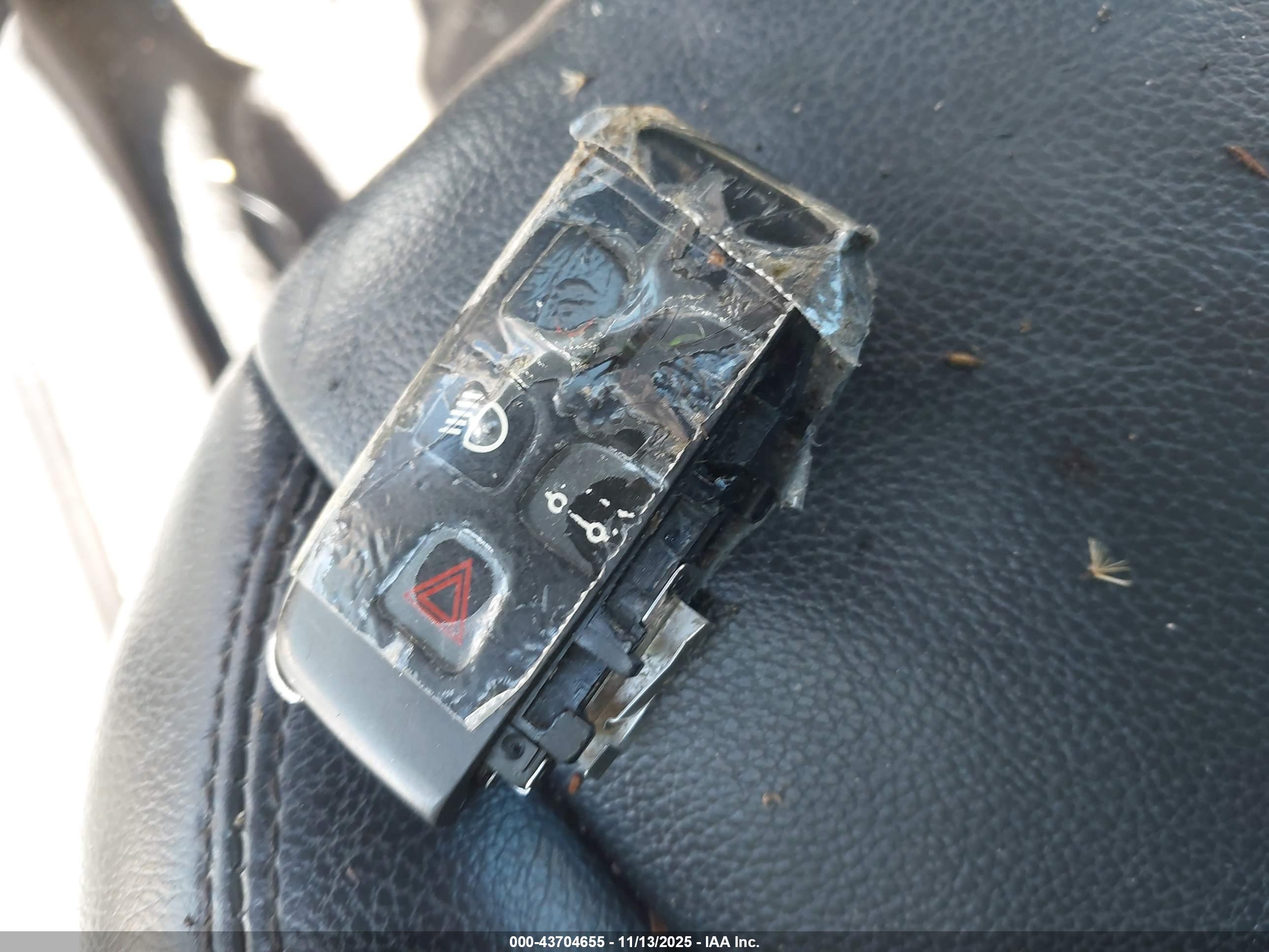 LAND ROVER image 11