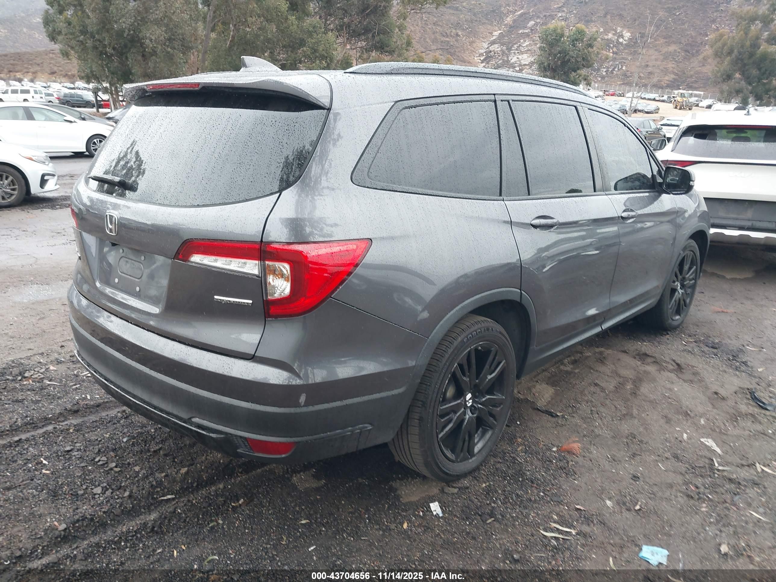 HONDA PILOT image 4