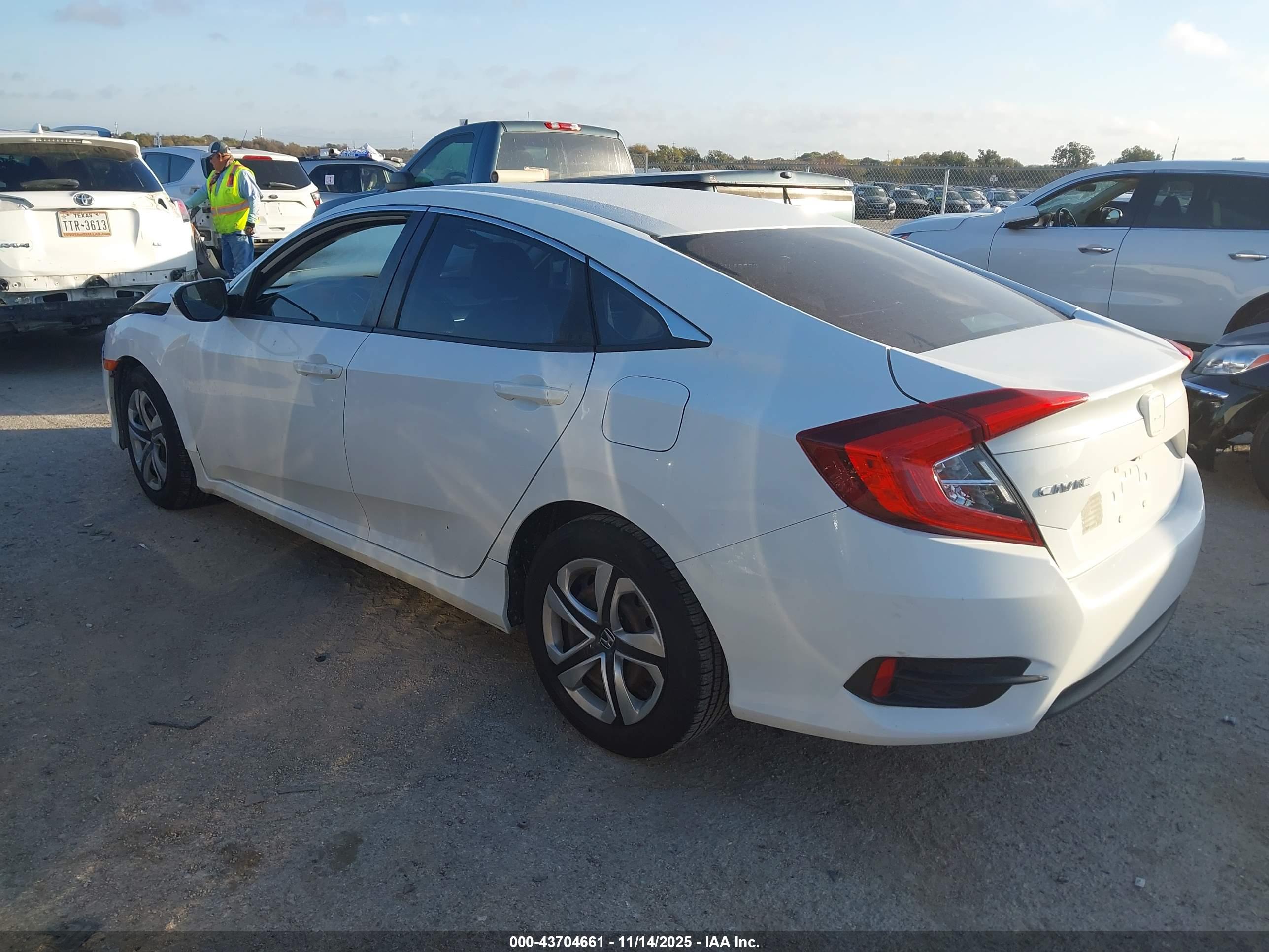HONDA CIVIC image 3
