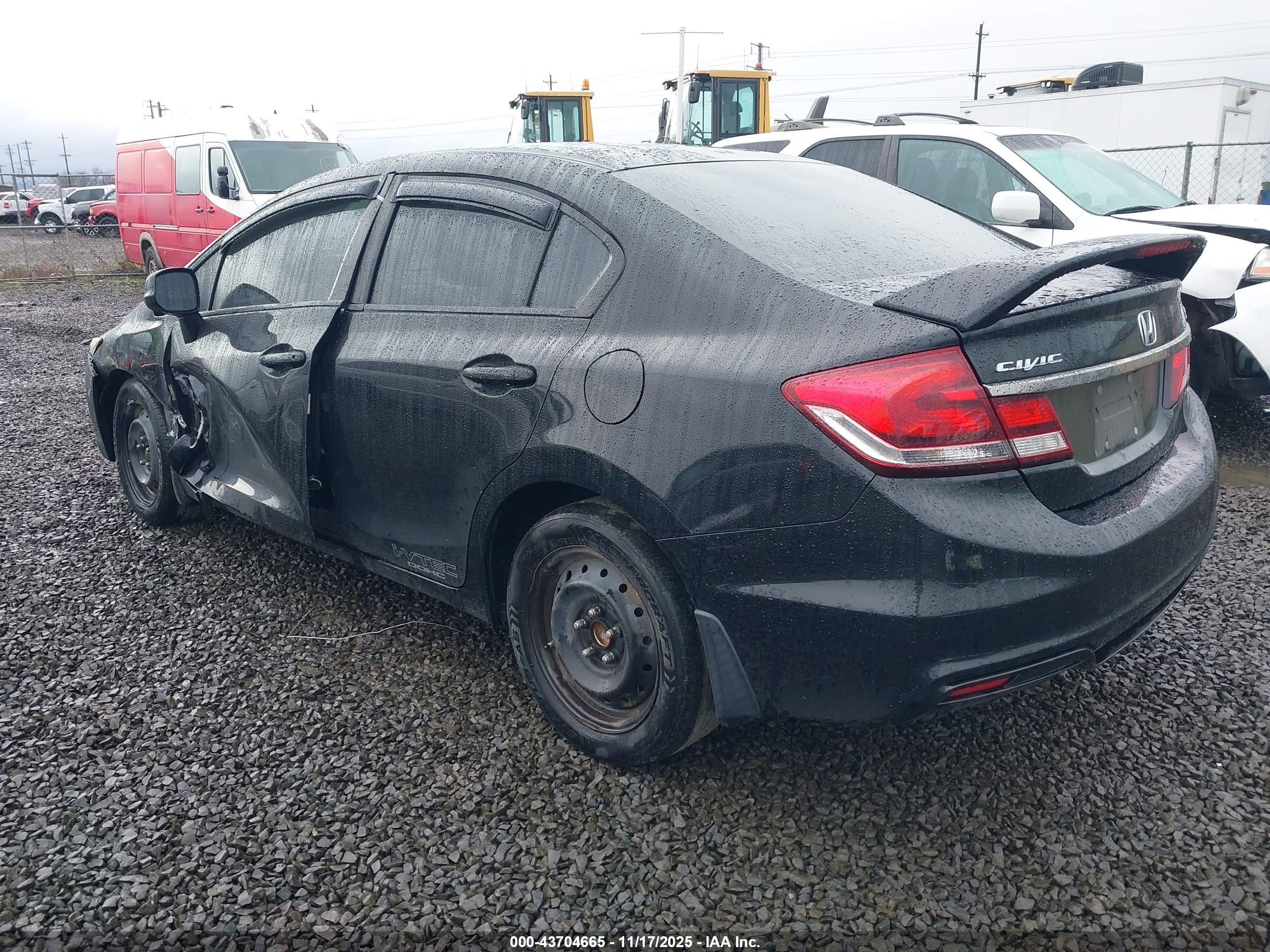 HONDA CIVIC image 3