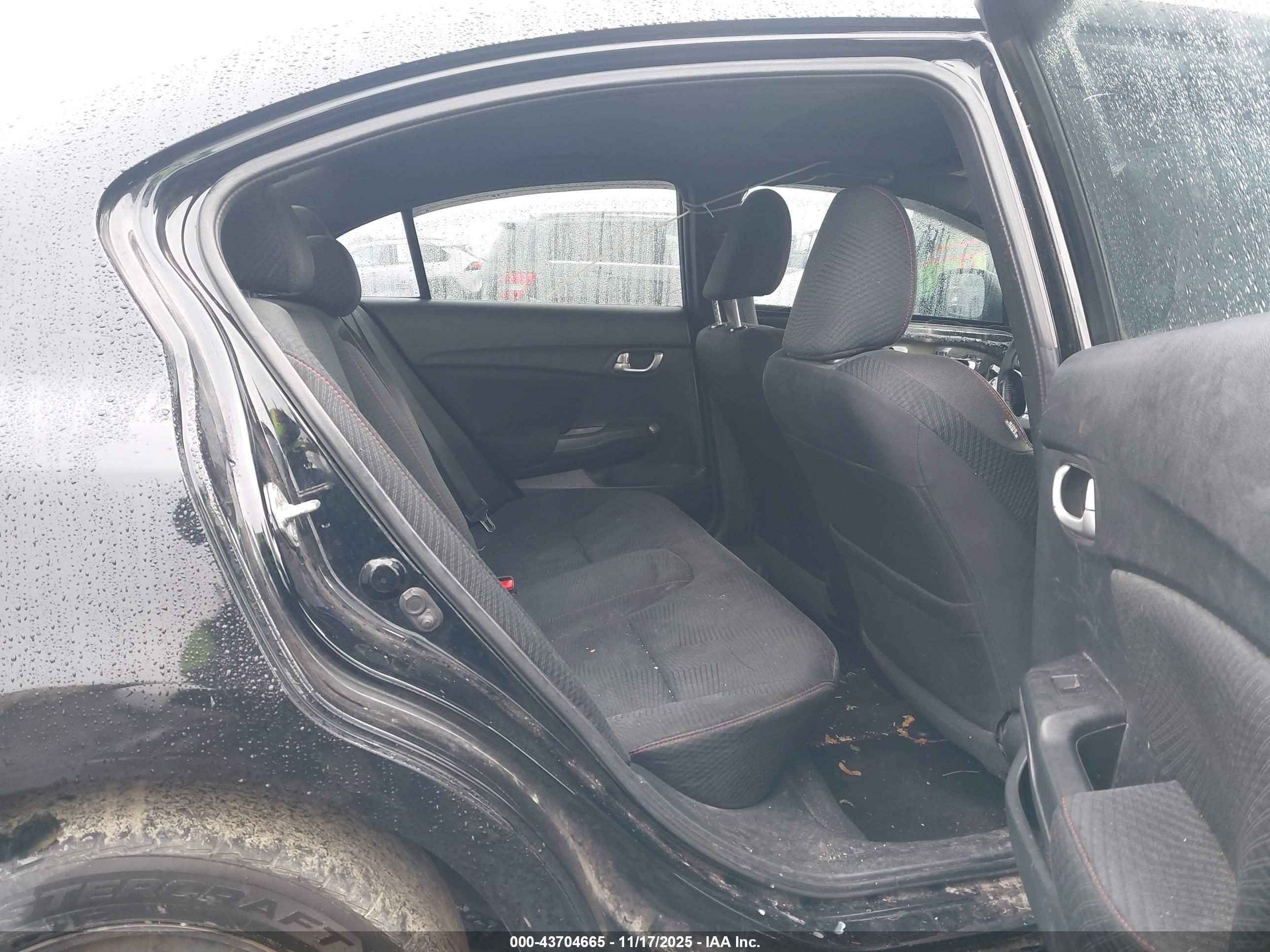HONDA CIVIC image 8