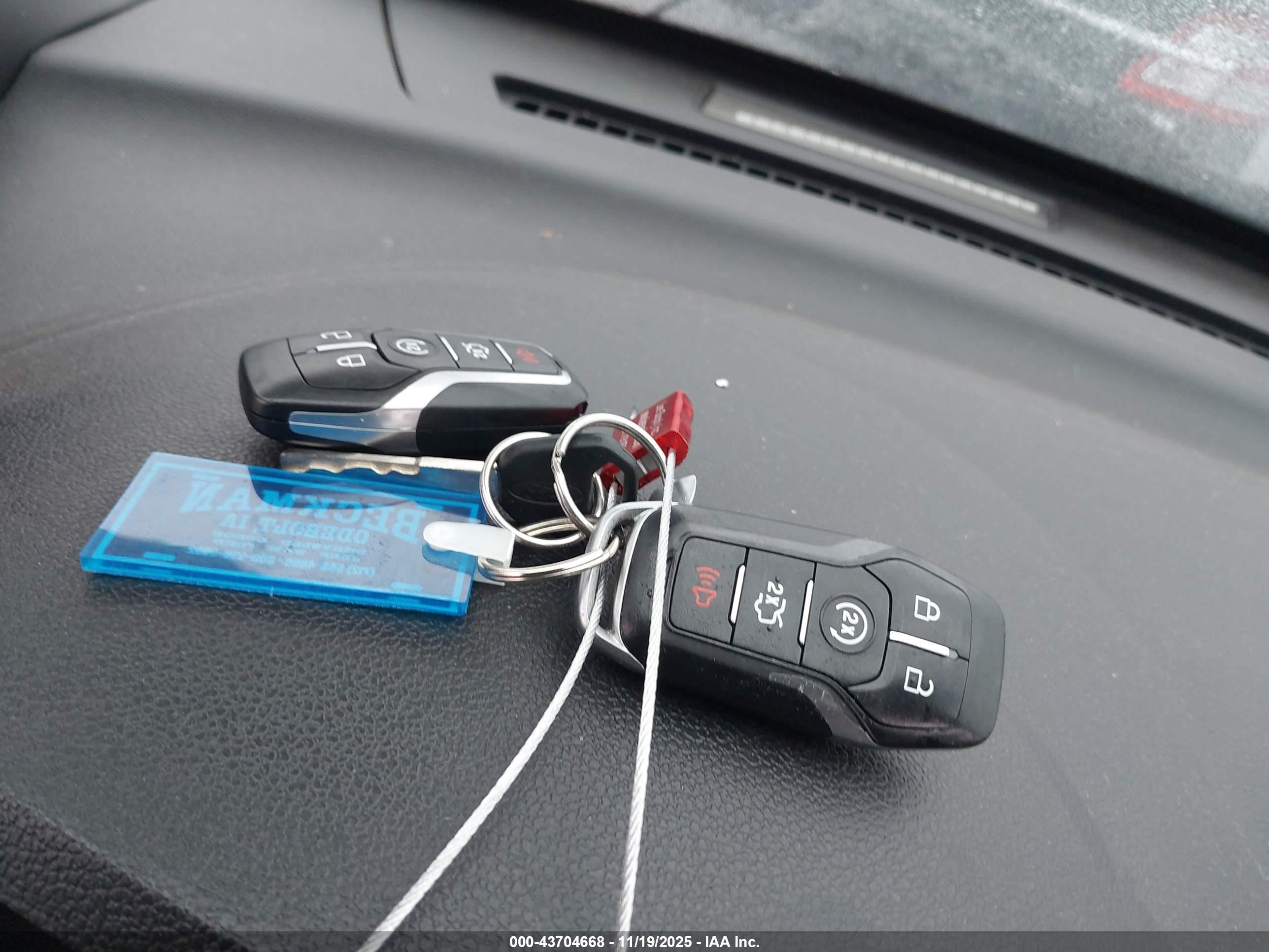 FORD EXPLORER image 11