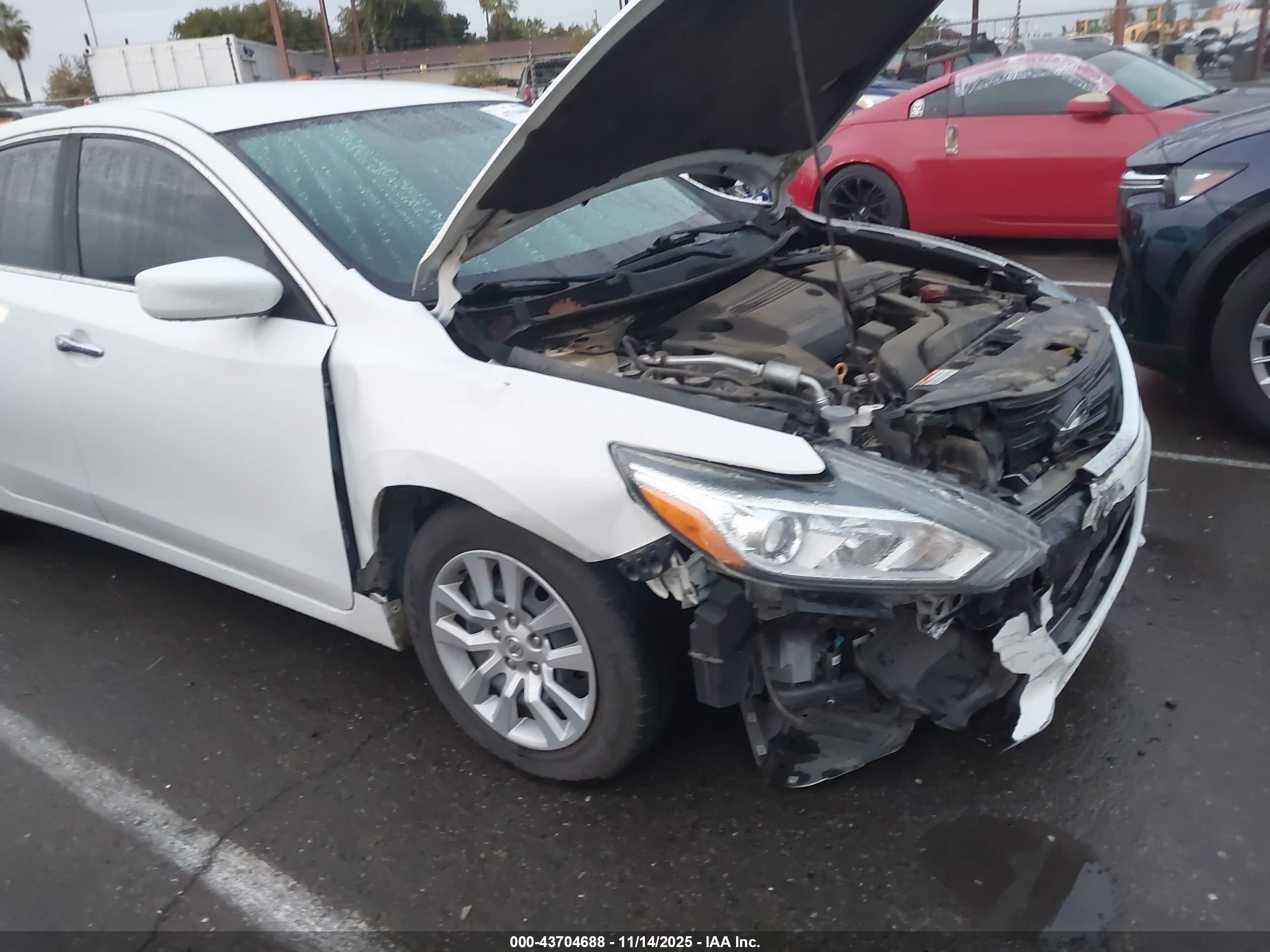 NISSAN ALTIMA image 6