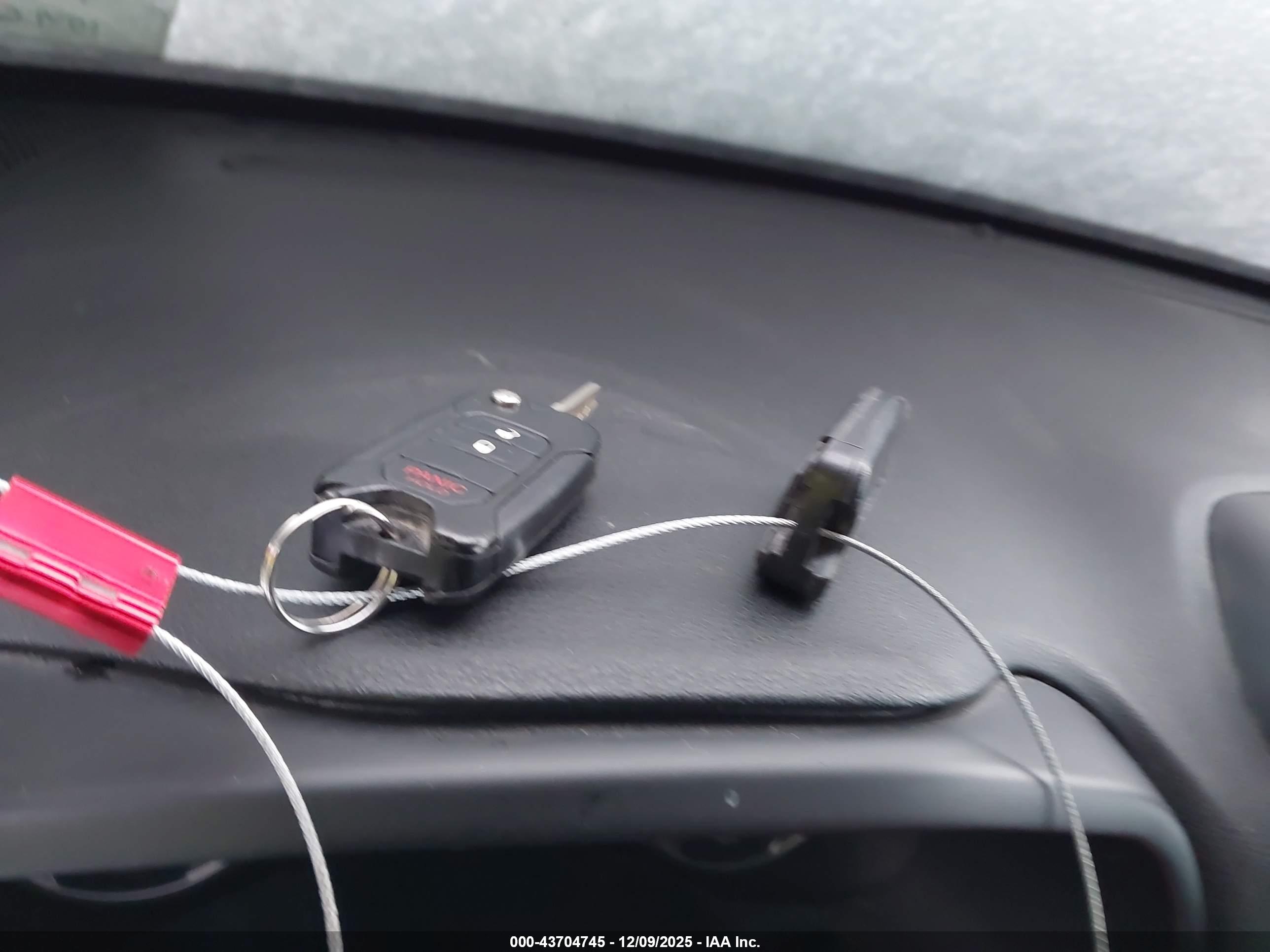 JEEP RENEGADE image 11