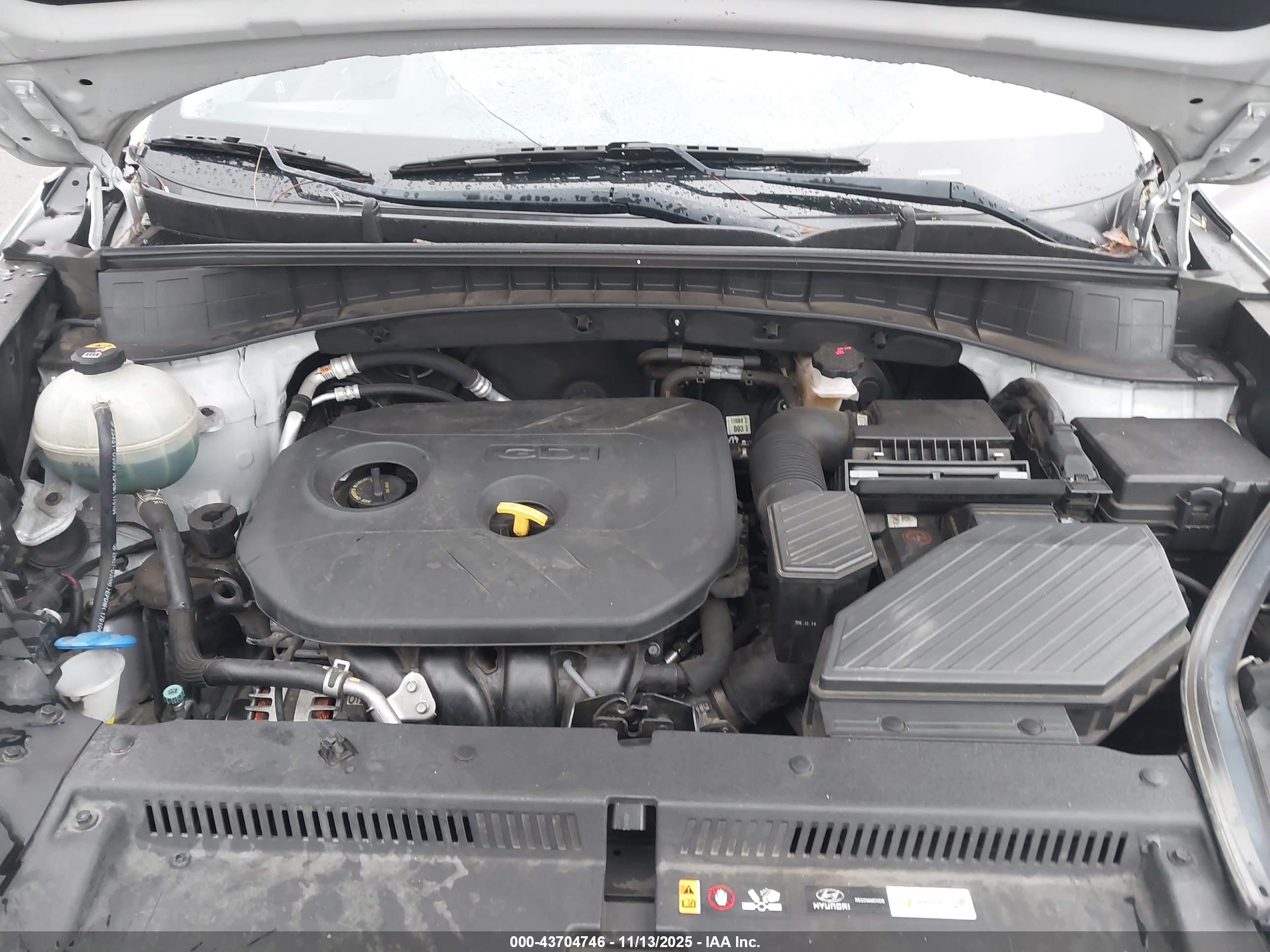 HYUNDAI TUCSON image 10