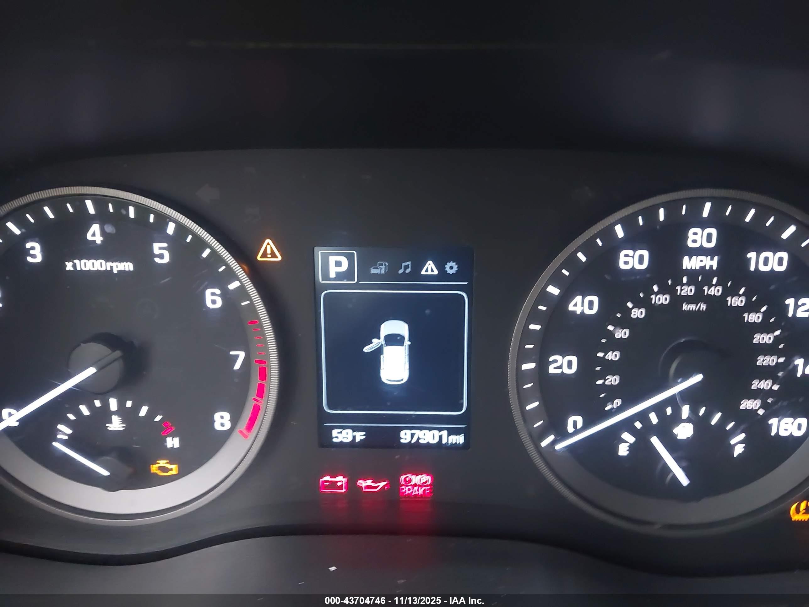 HYUNDAI TUCSON image 7