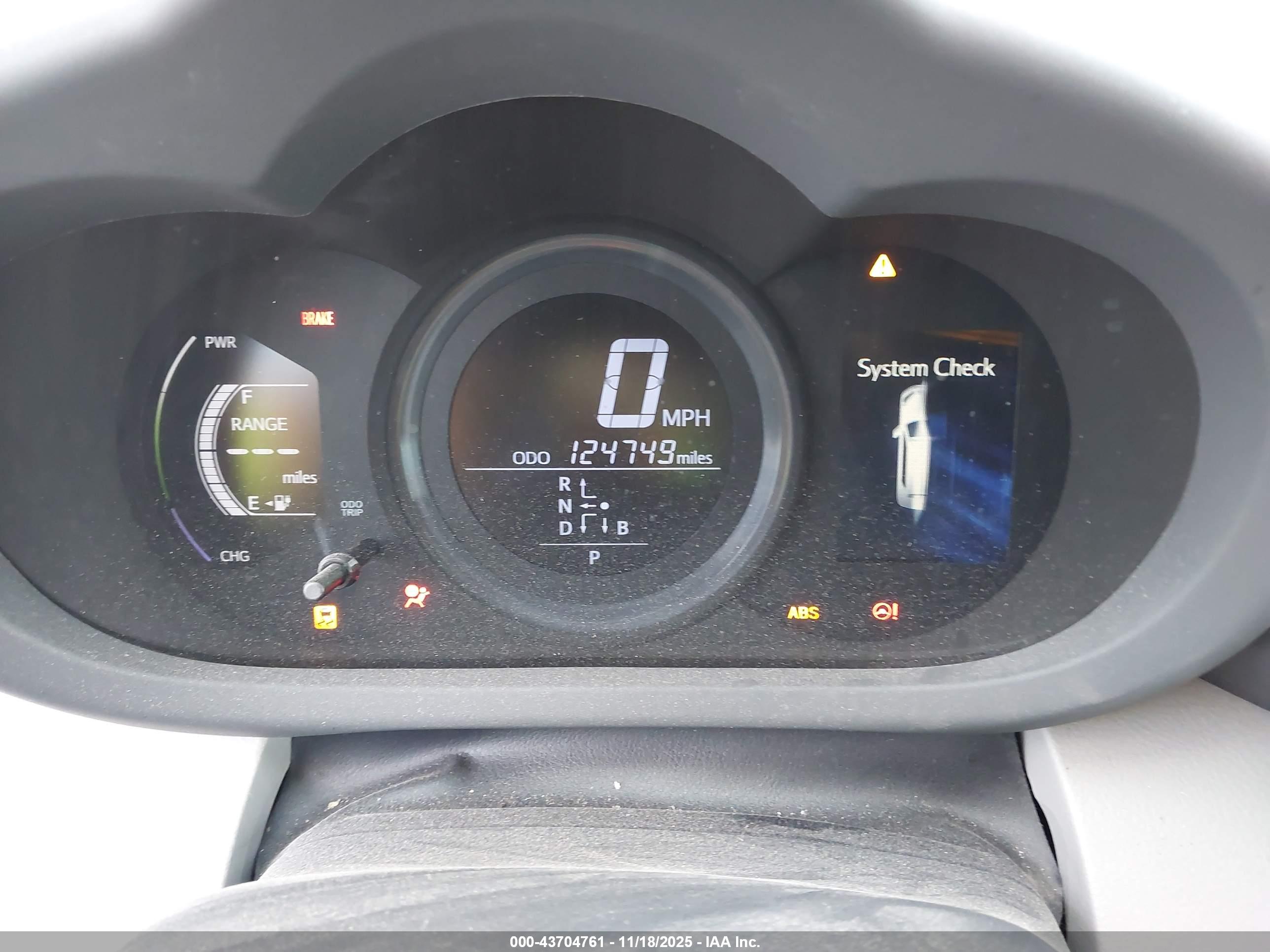 TOYOTA RAV4 image 7