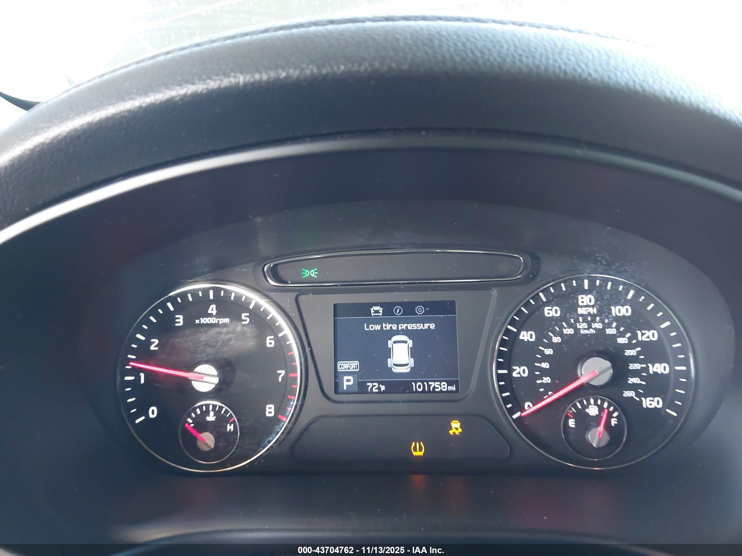 KIA SORENTO image 7
