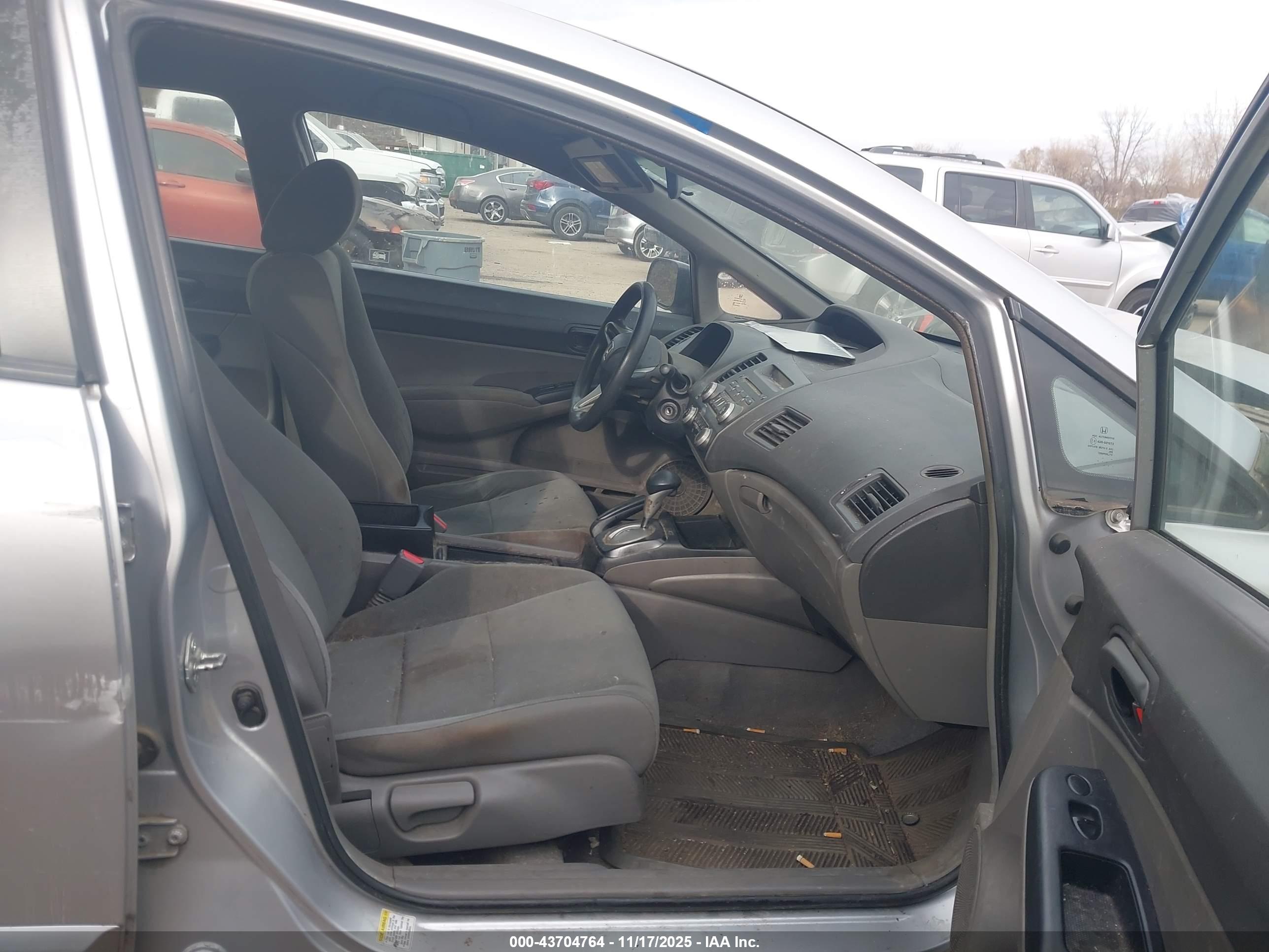HONDA CIVIC image 5