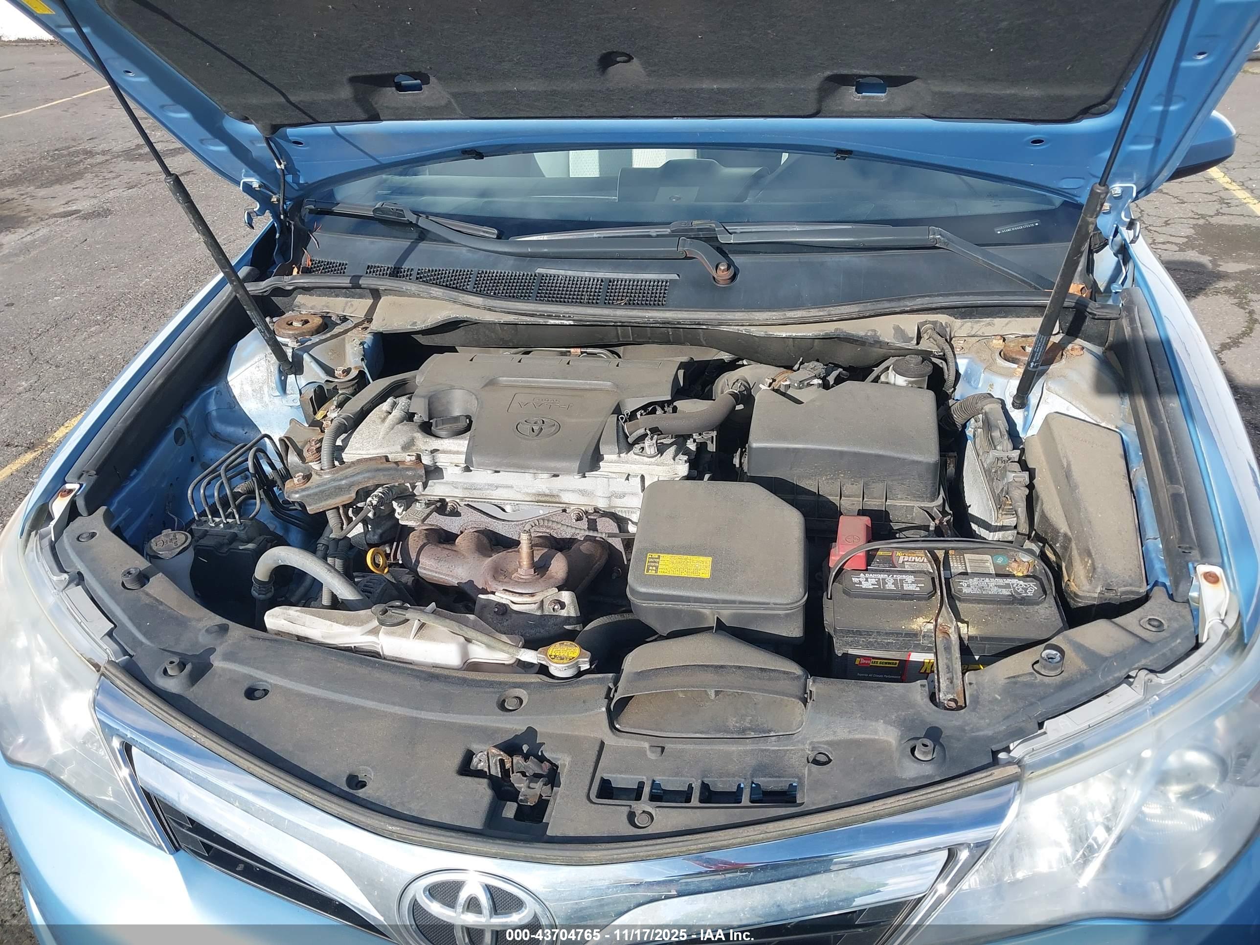 TOYOTA CAMRY image 10