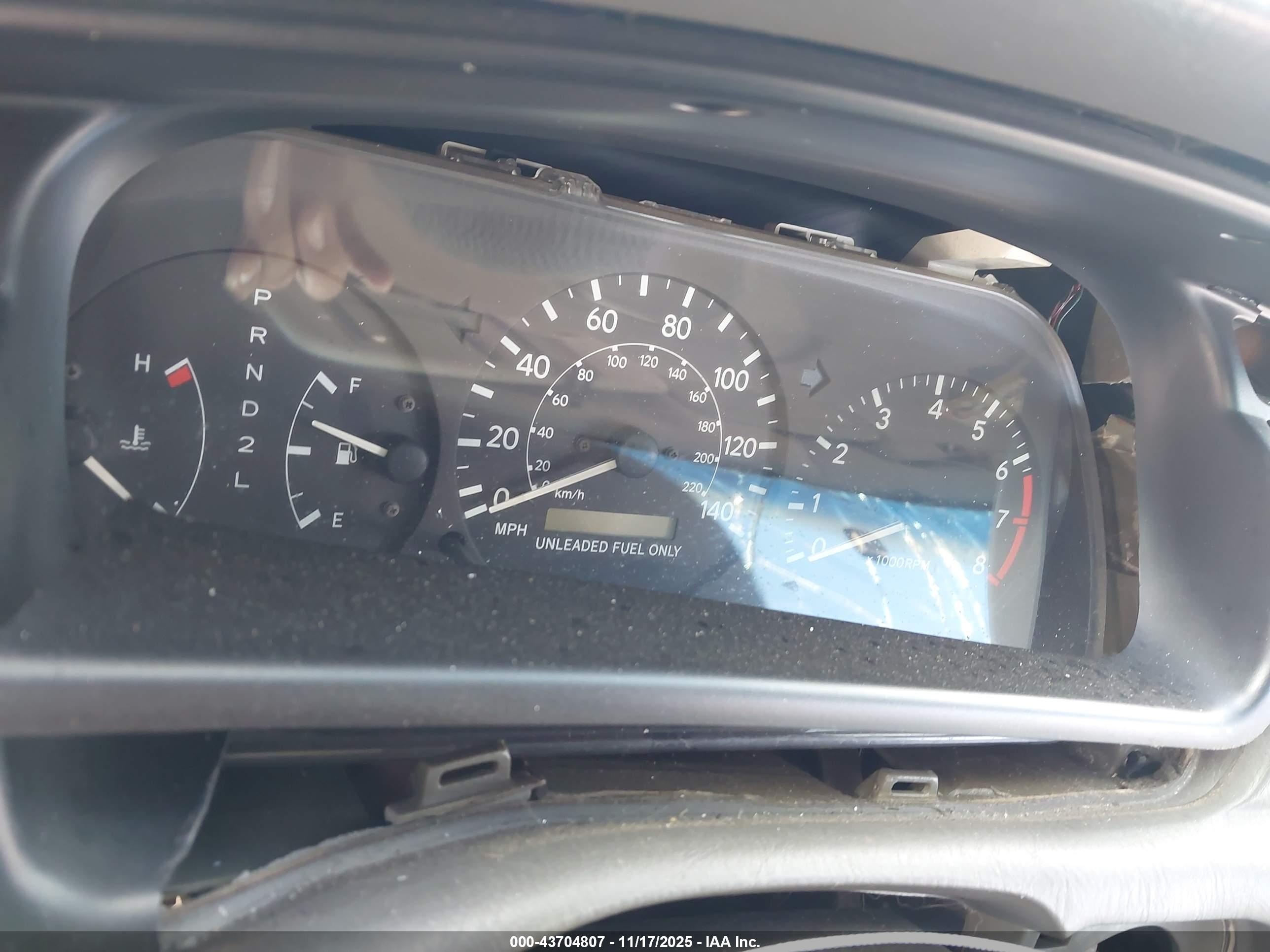 TOYOTA CAMRY image 7