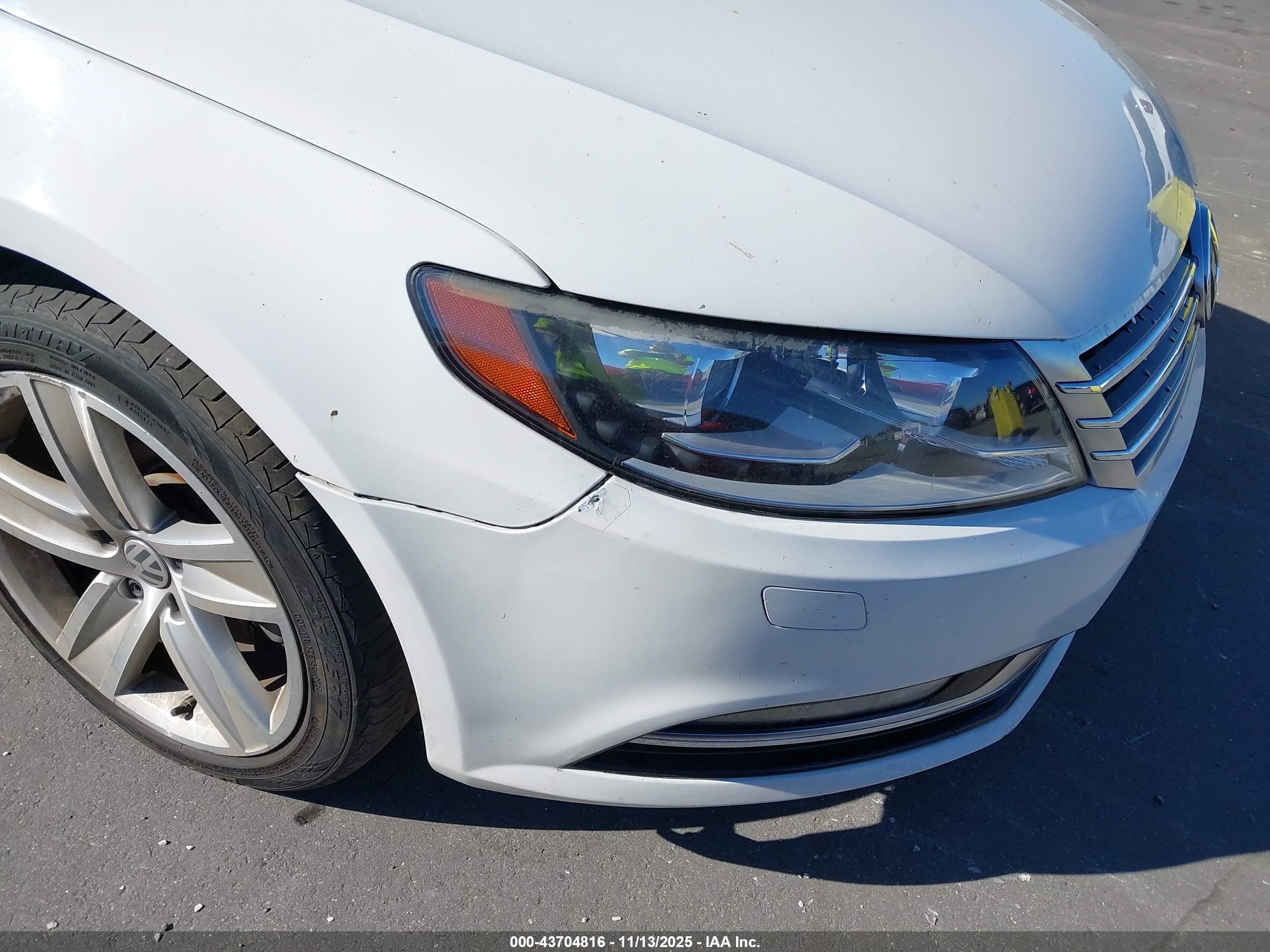 VOLKSWAGEN CC image 6