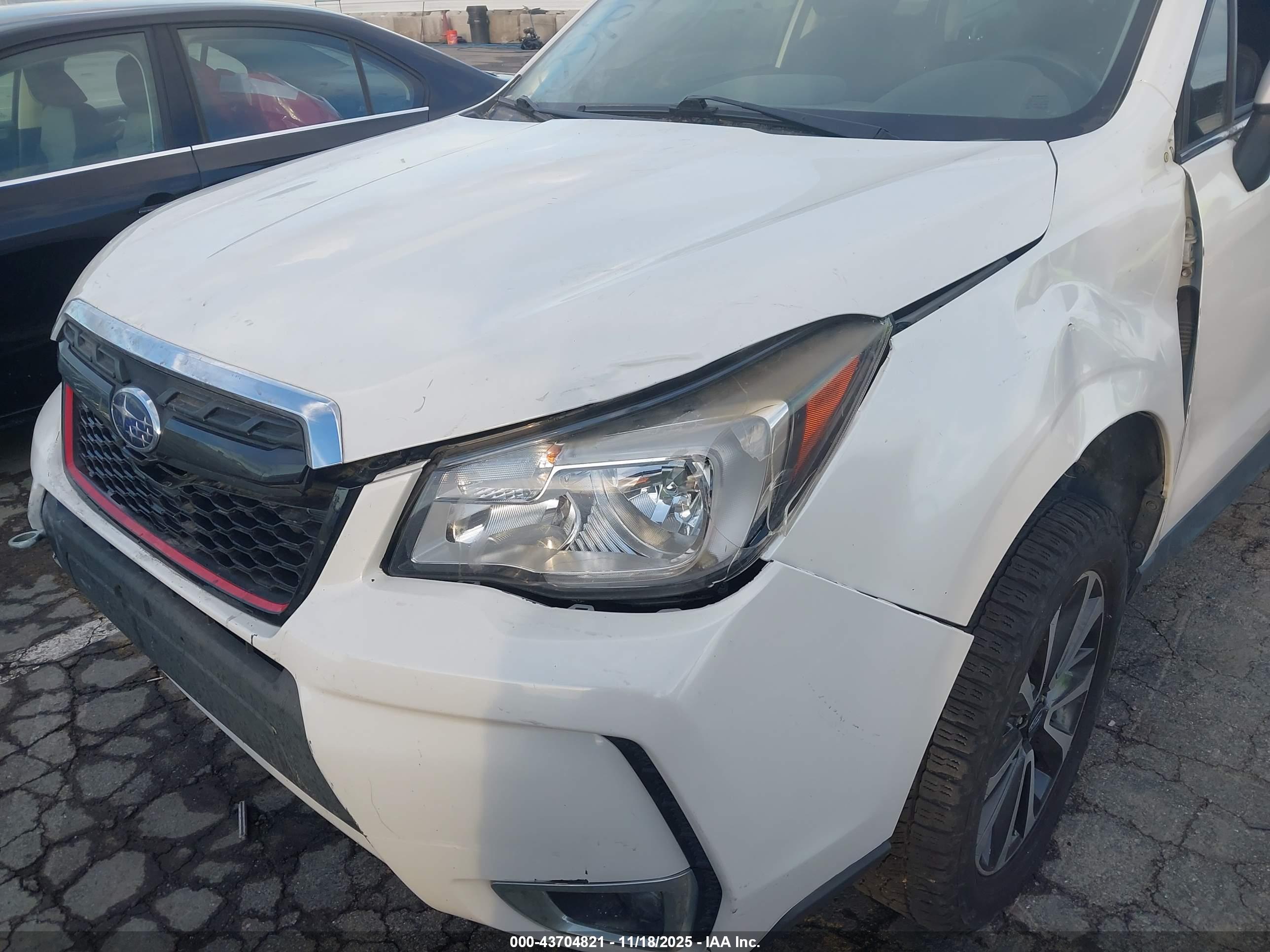 SUBARU FORESTER image 6