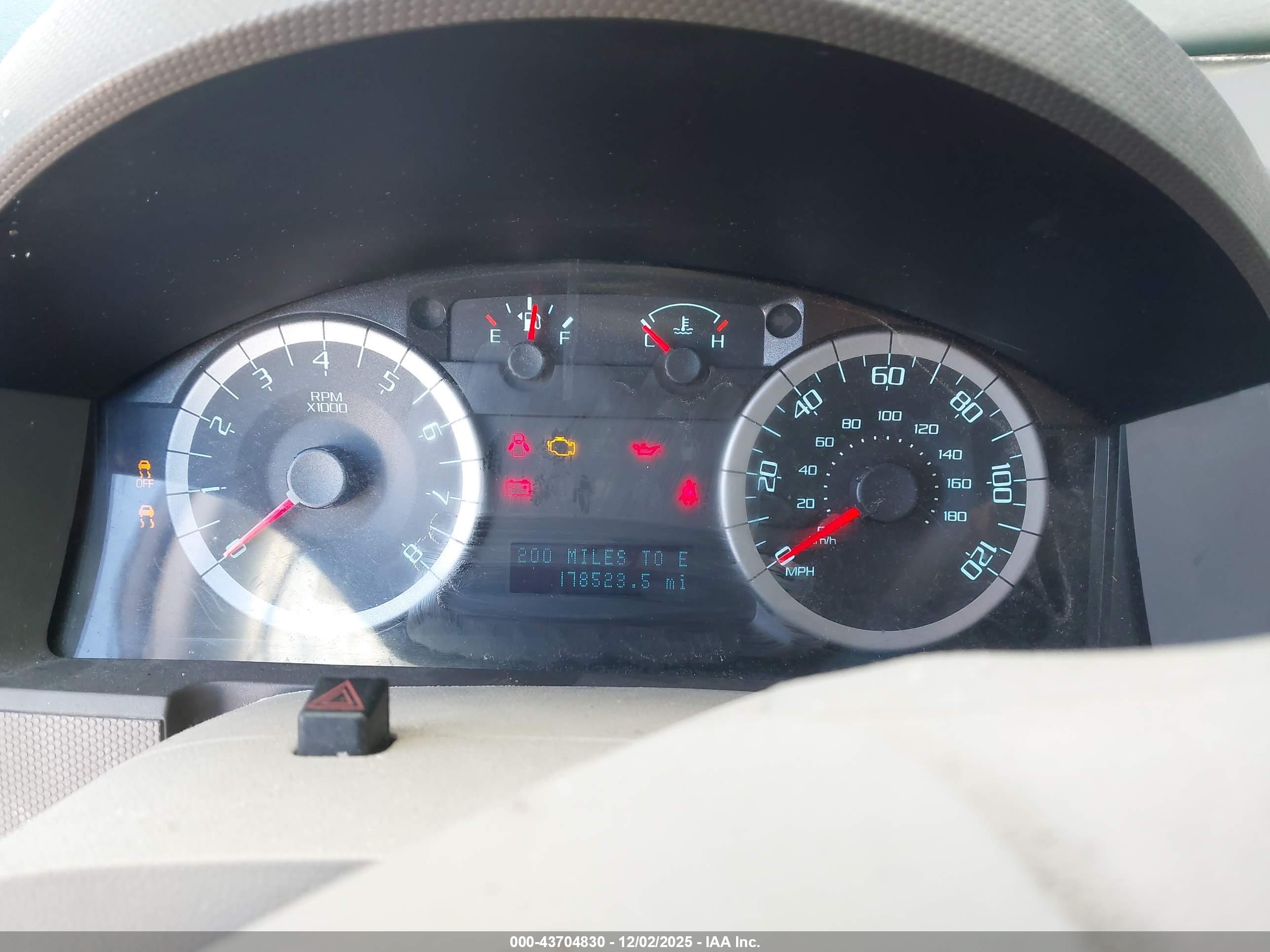 FORD ESCAPE image 7