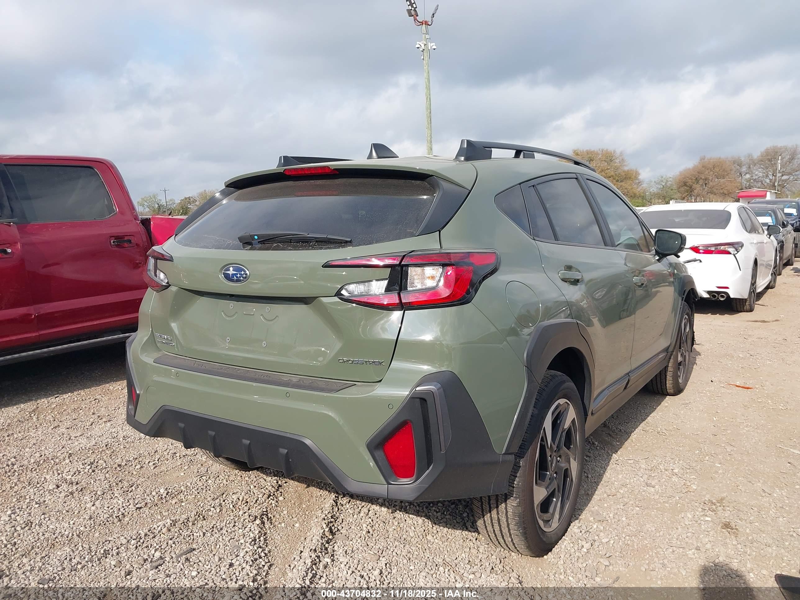 SUBARU CROSSTREK image 4