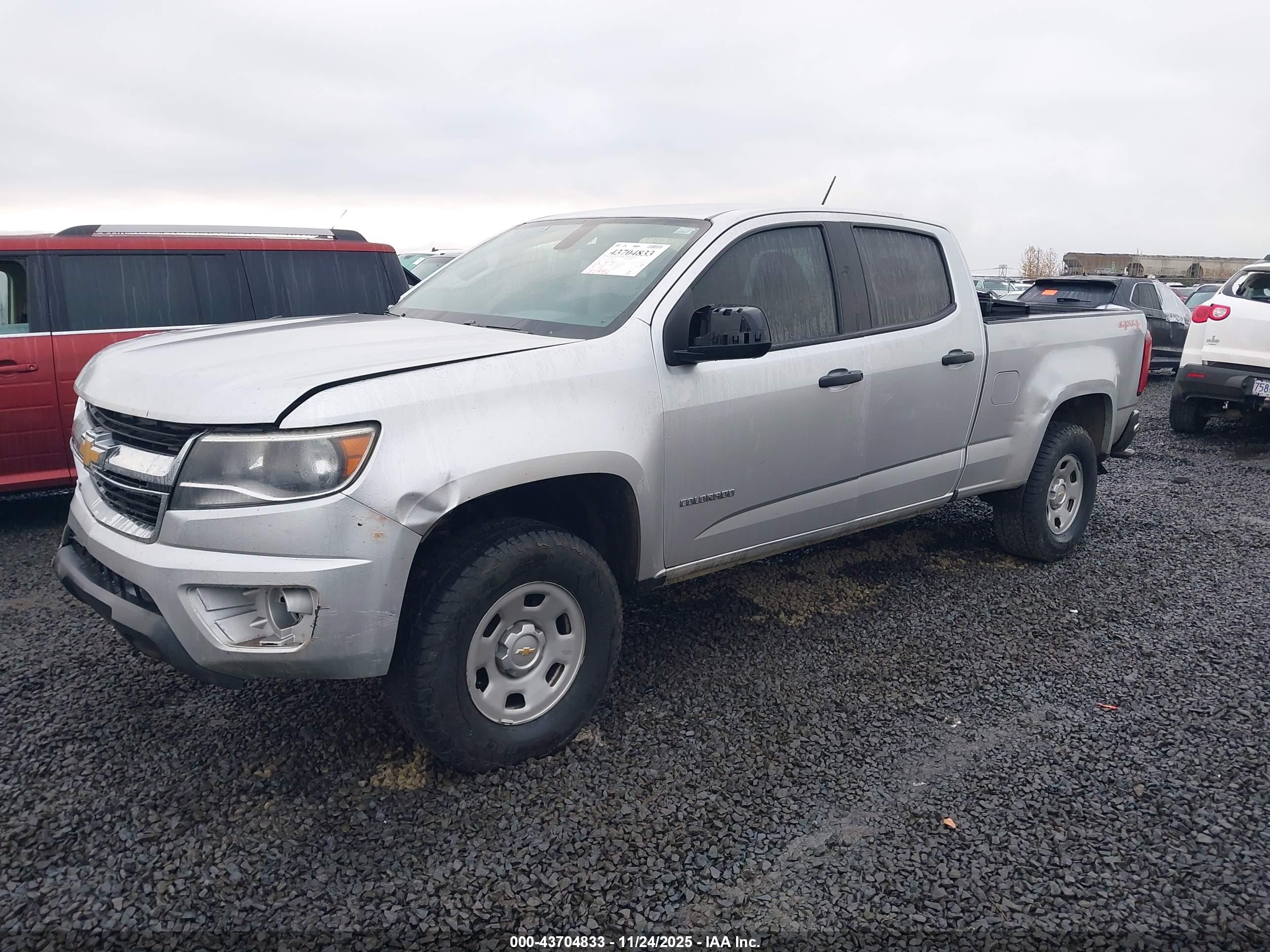 CHEVROLET COLORADO image 2