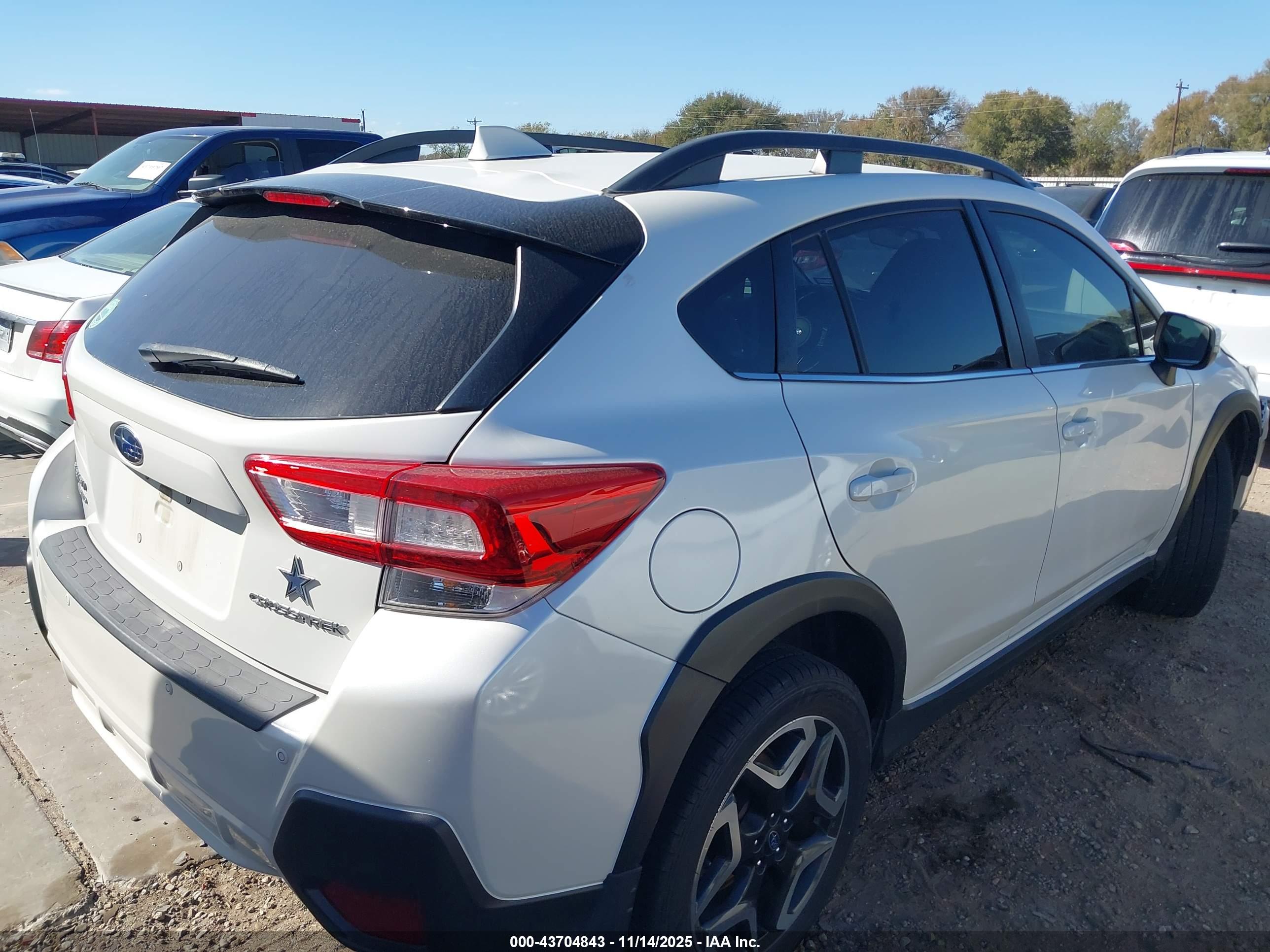 SUBARU CROSSTREK image 4