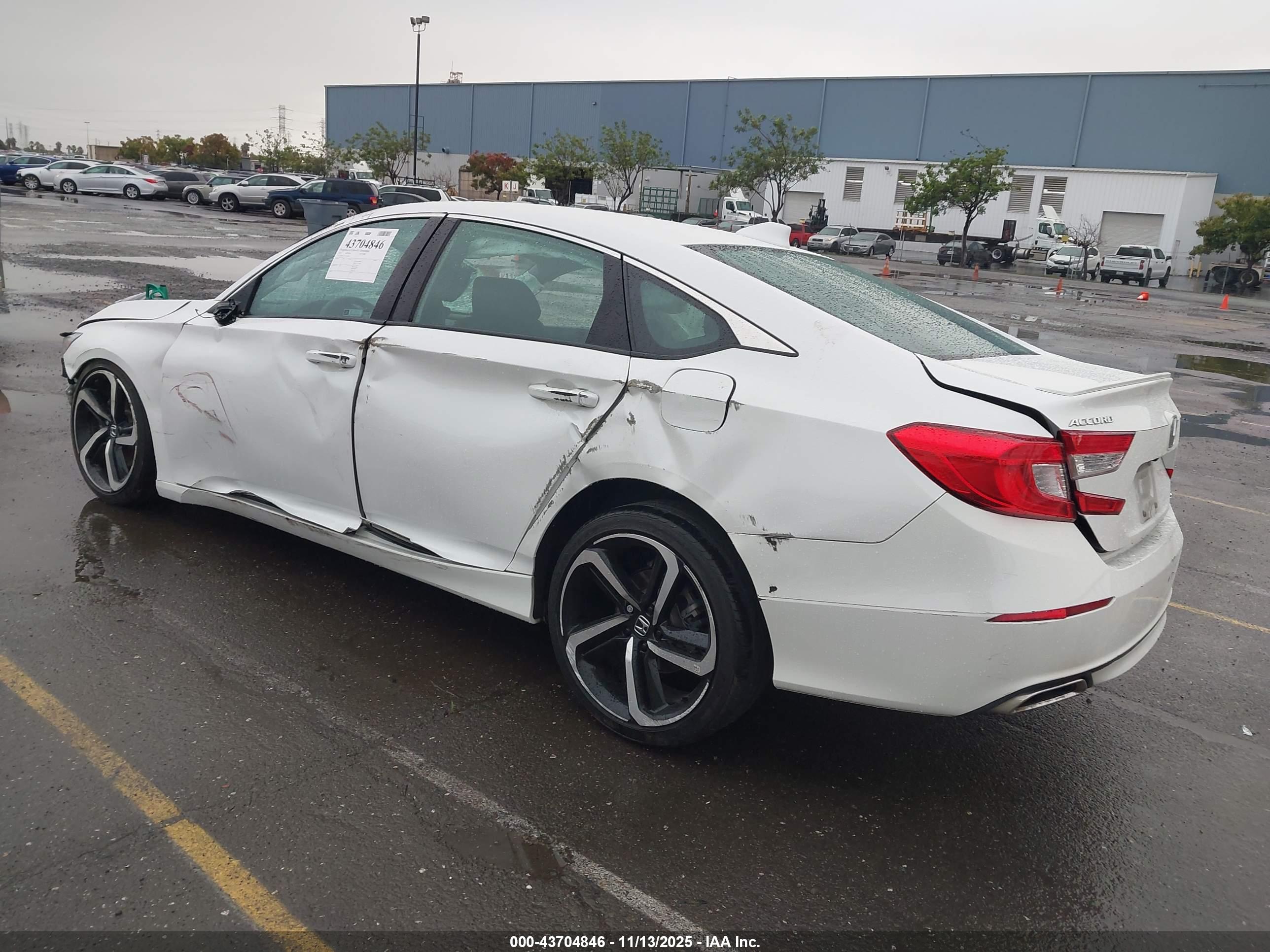 HONDA ACCORD image 3