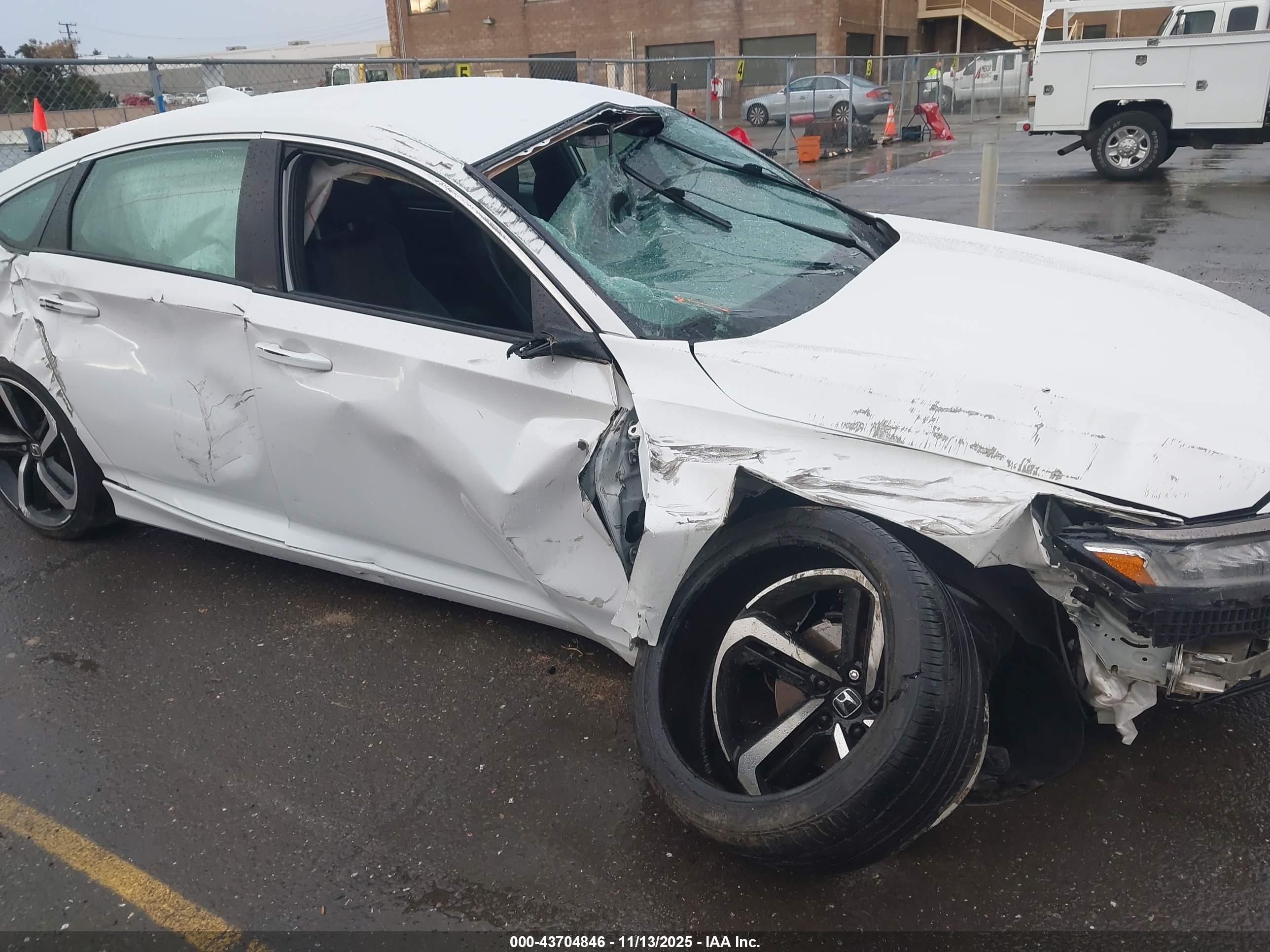 HONDA ACCORD image 6