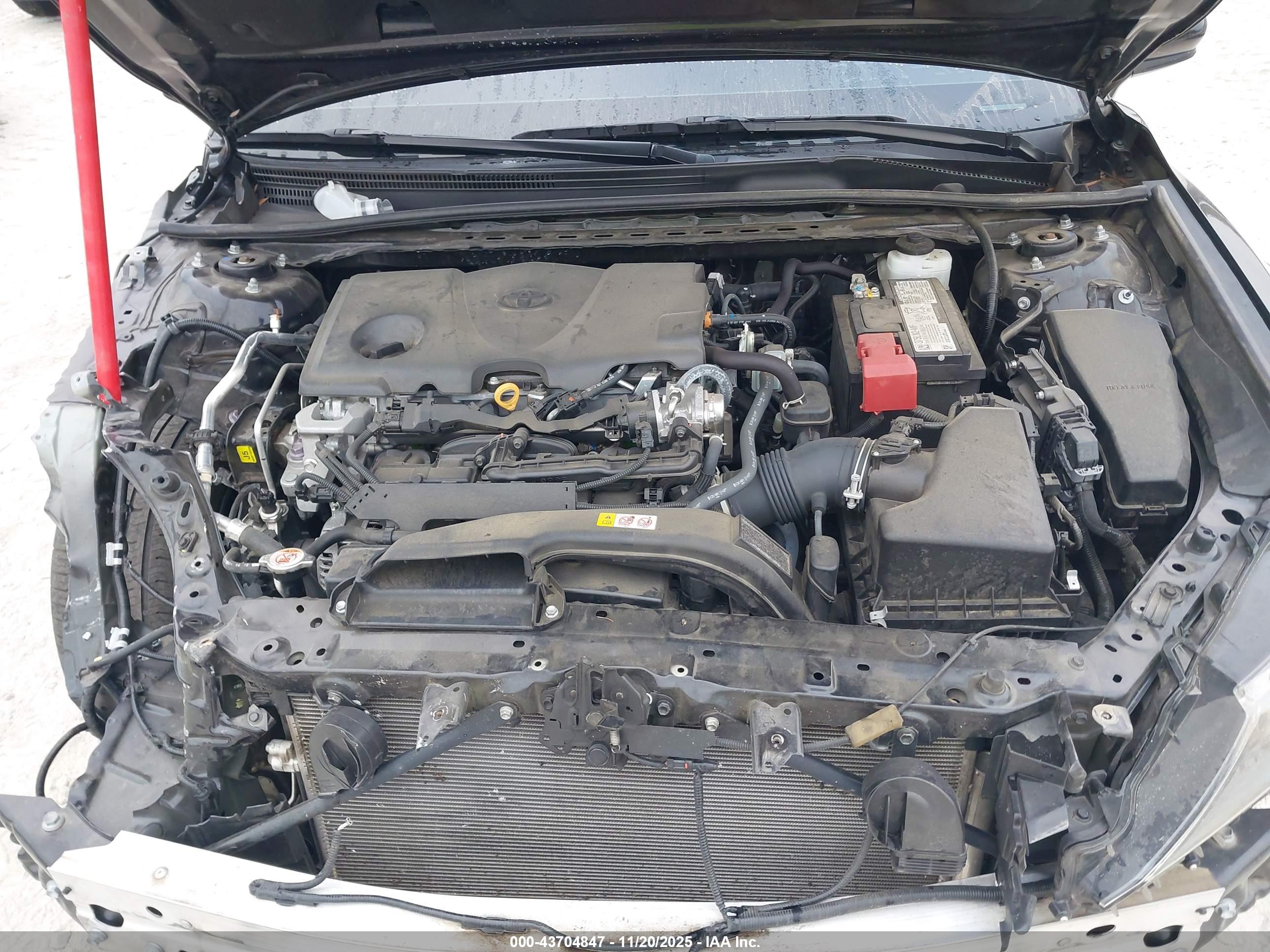 TOYOTA CAMRY image 10