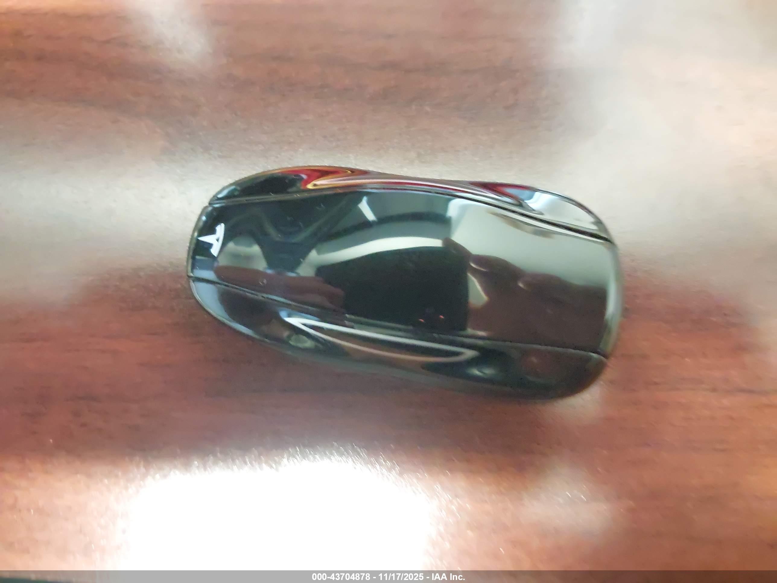 TESLA MODEL image 11