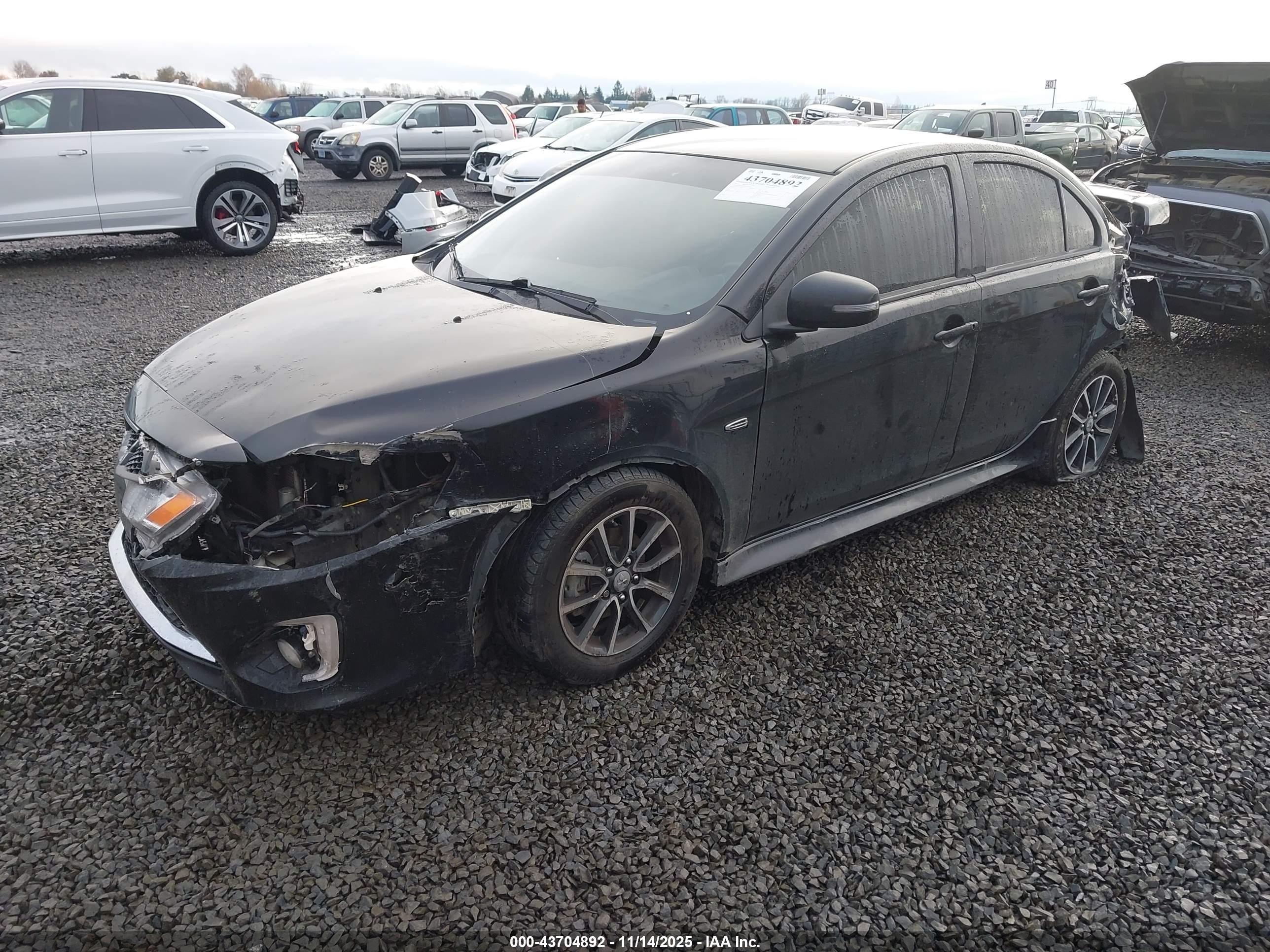 MITSUBISHI LANCER image 2