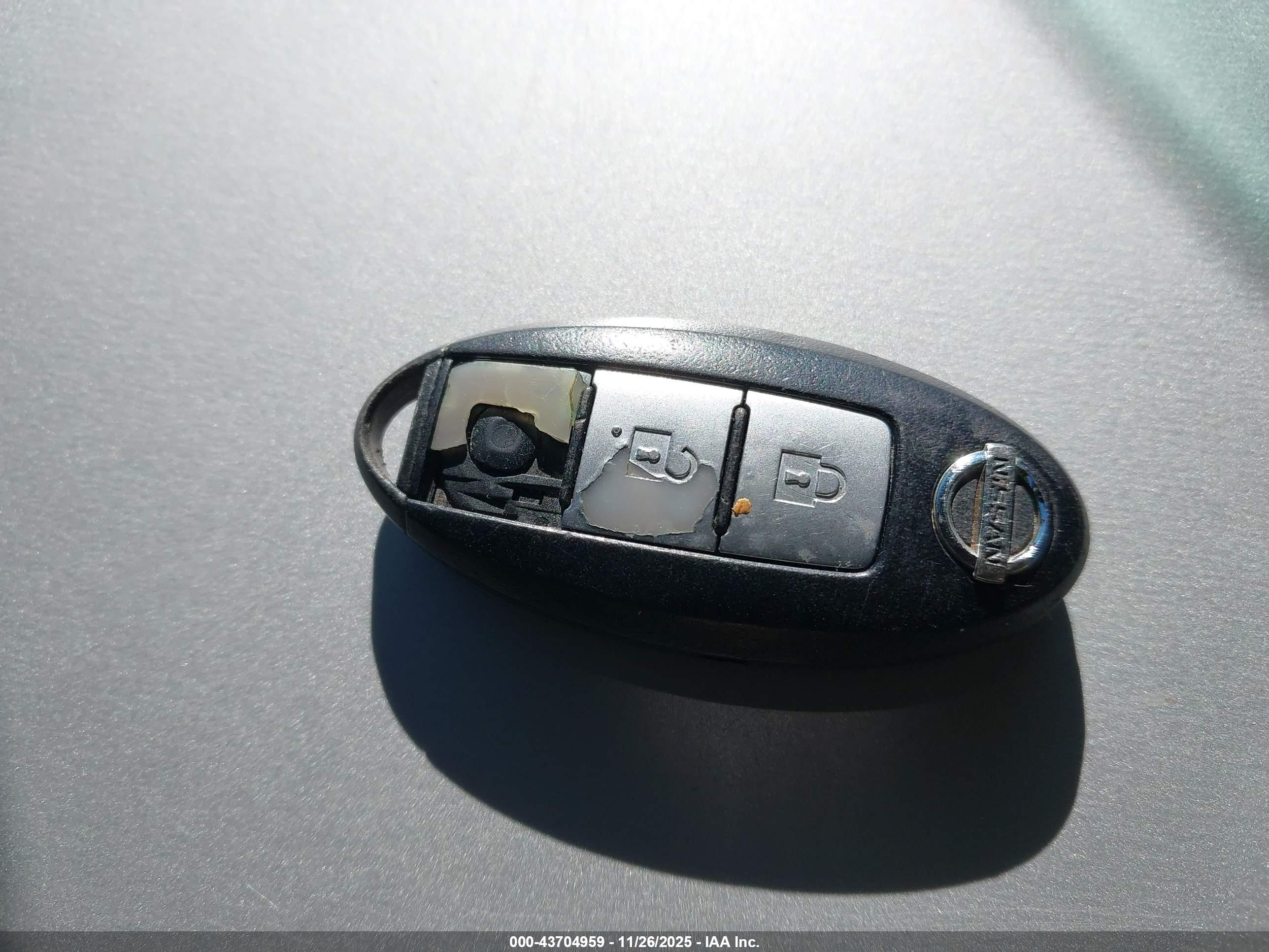 NISSAN MURANO image 11