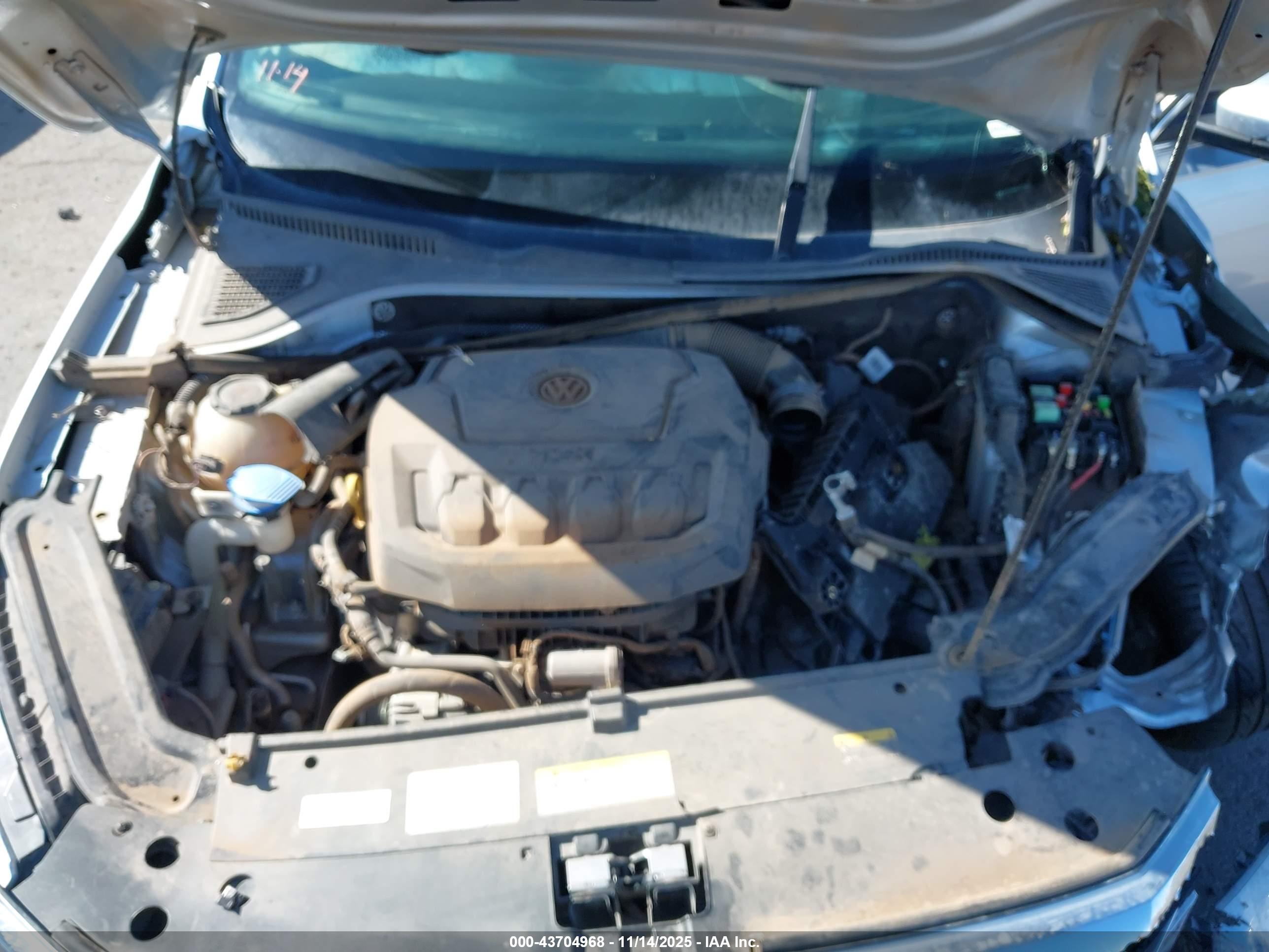 VOLKSWAGEN PASSAT image 10