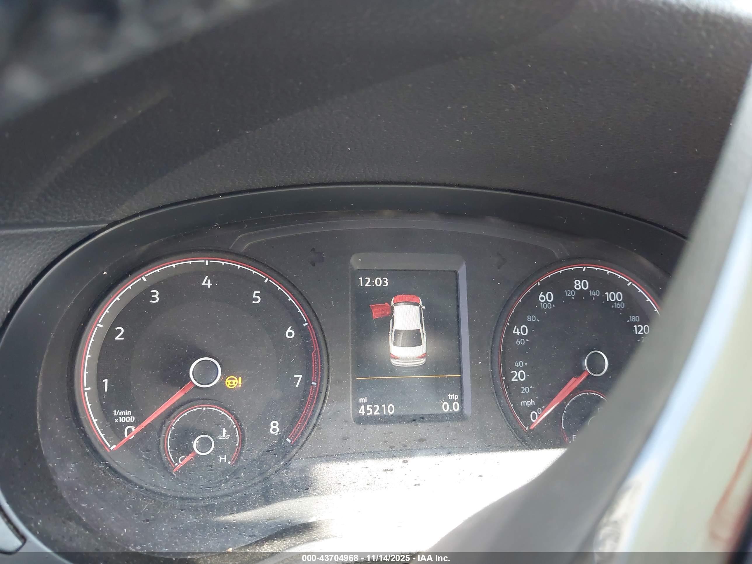VOLKSWAGEN PASSAT image 7