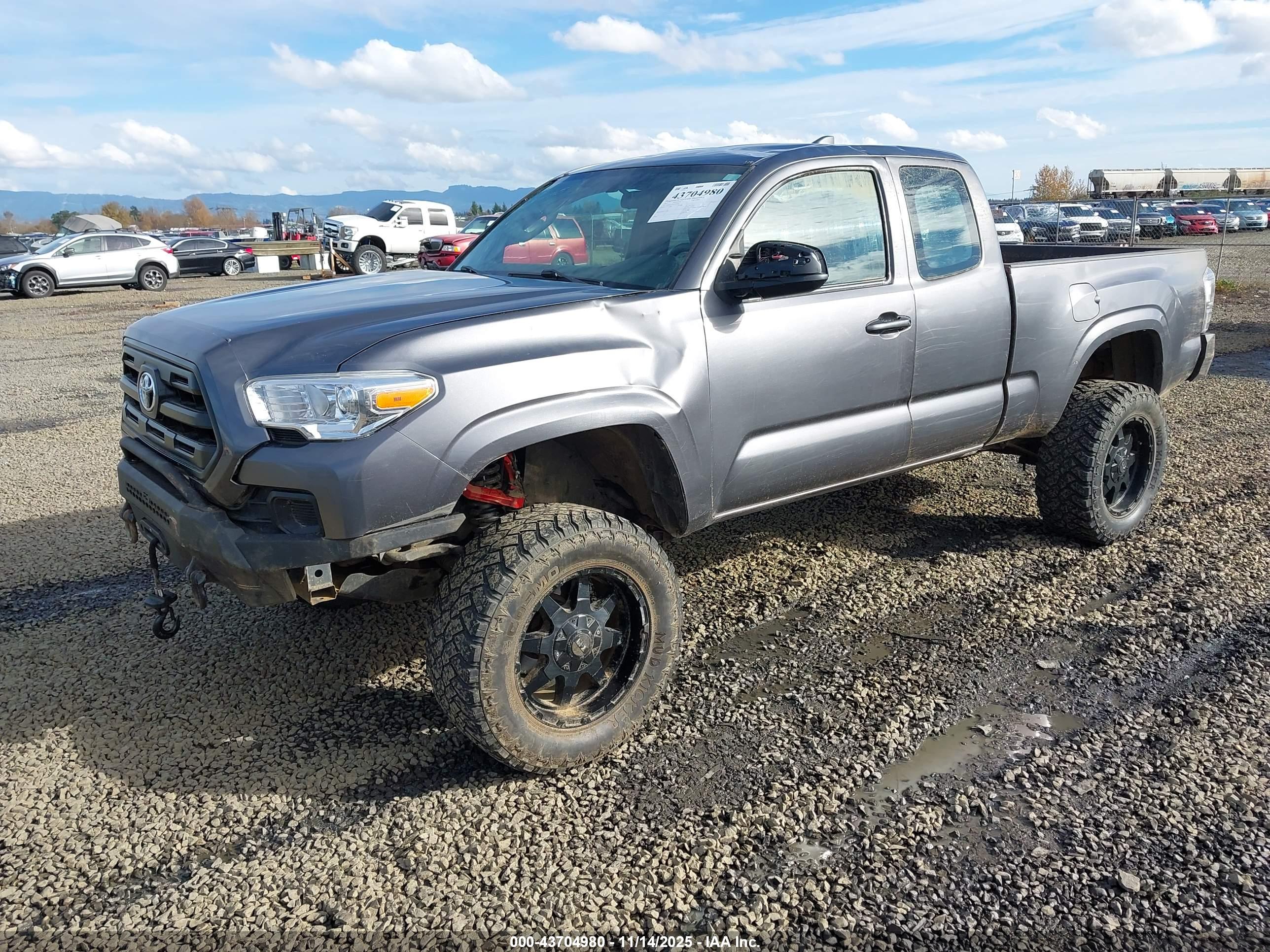 TOYOTA TACOMA image 2
