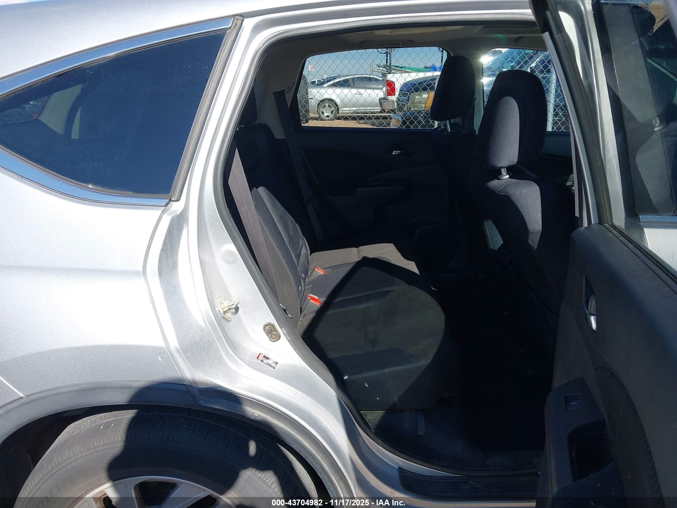 HONDA CR-V image 8