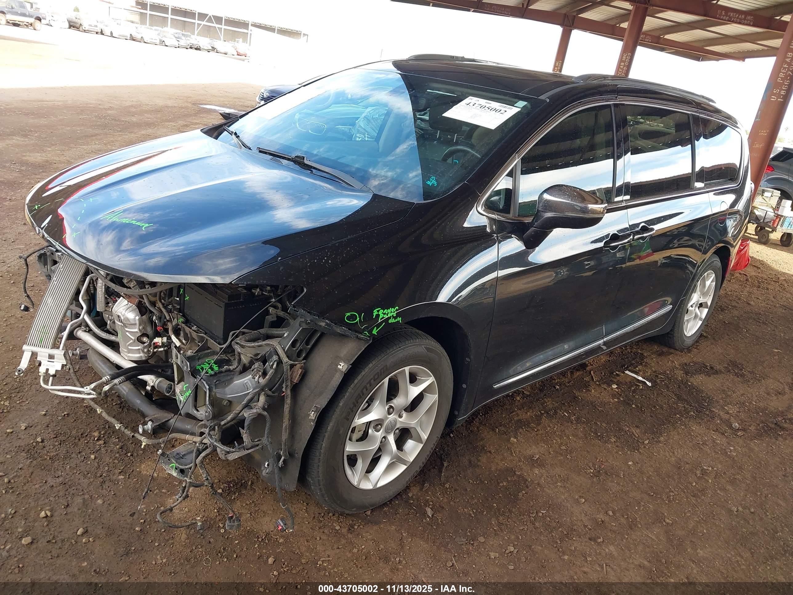 CHRYSLER PACIFICA image 2