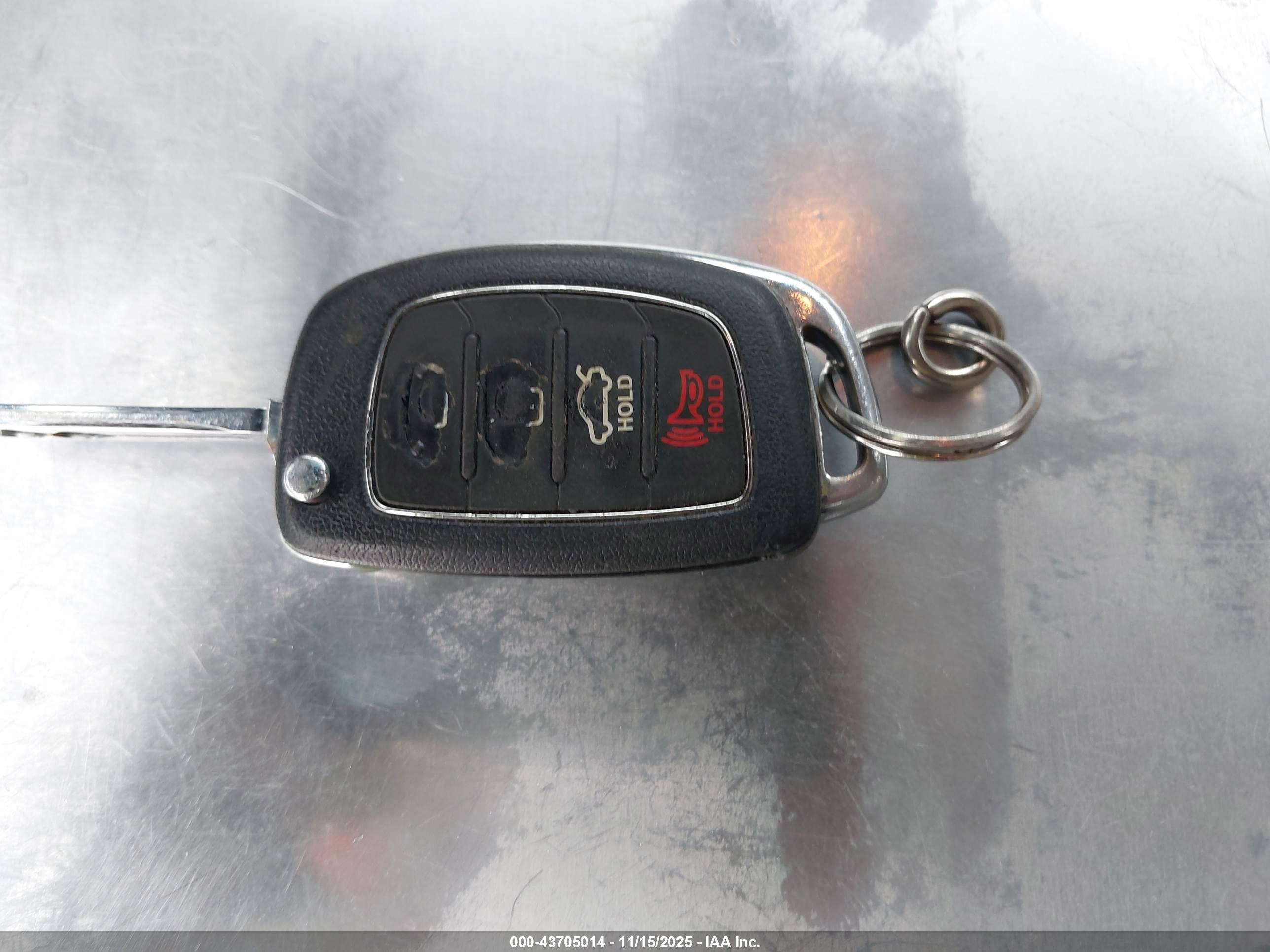 HYUNDAI SONATA image 11