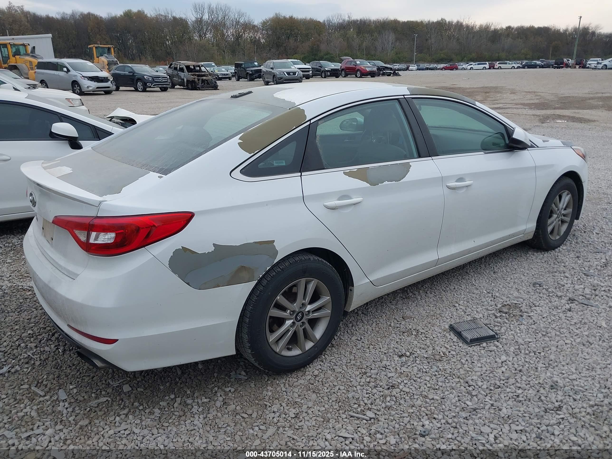 HYUNDAI SONATA image 4