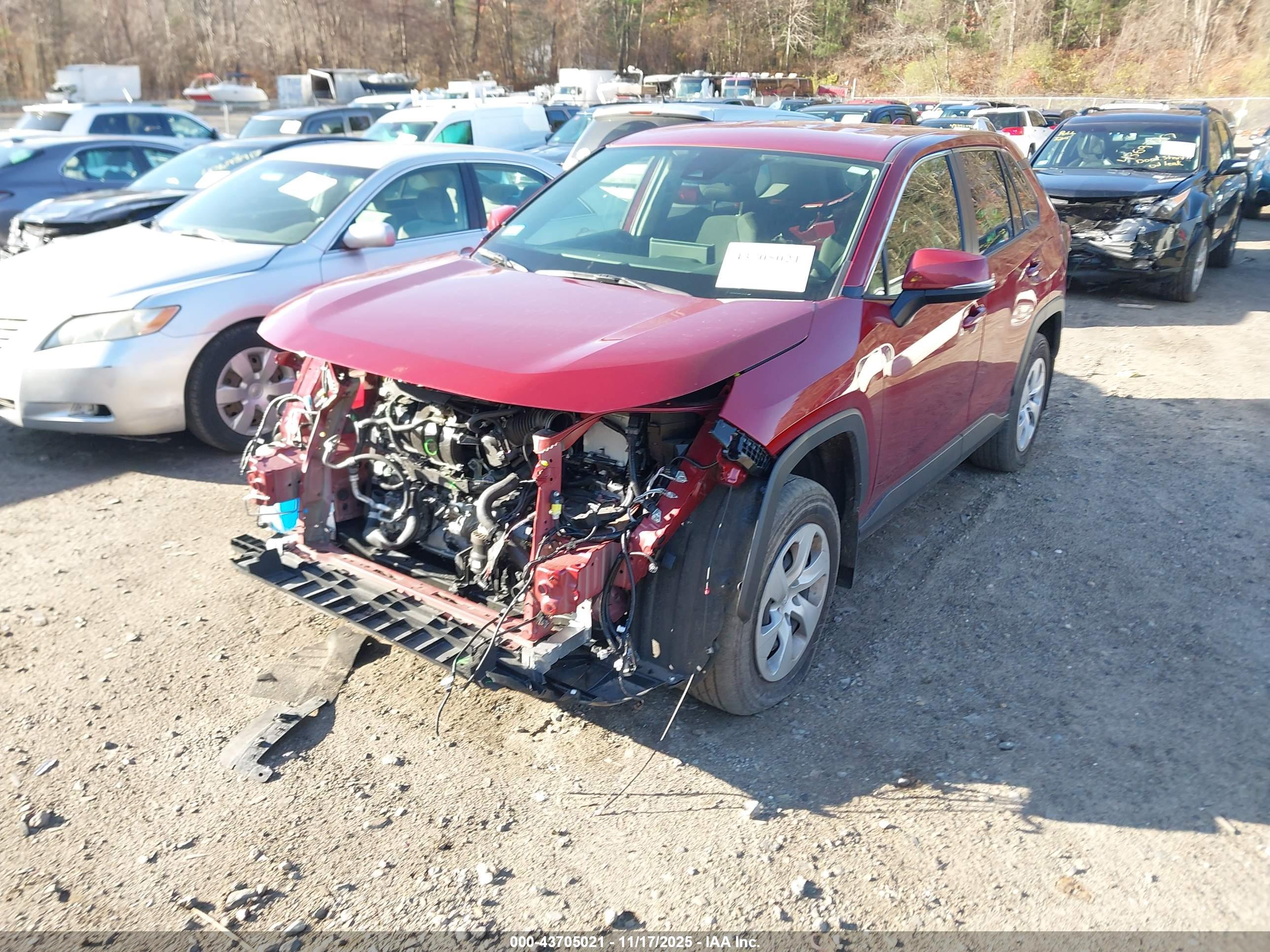 TOYOTA RAV4 image 2