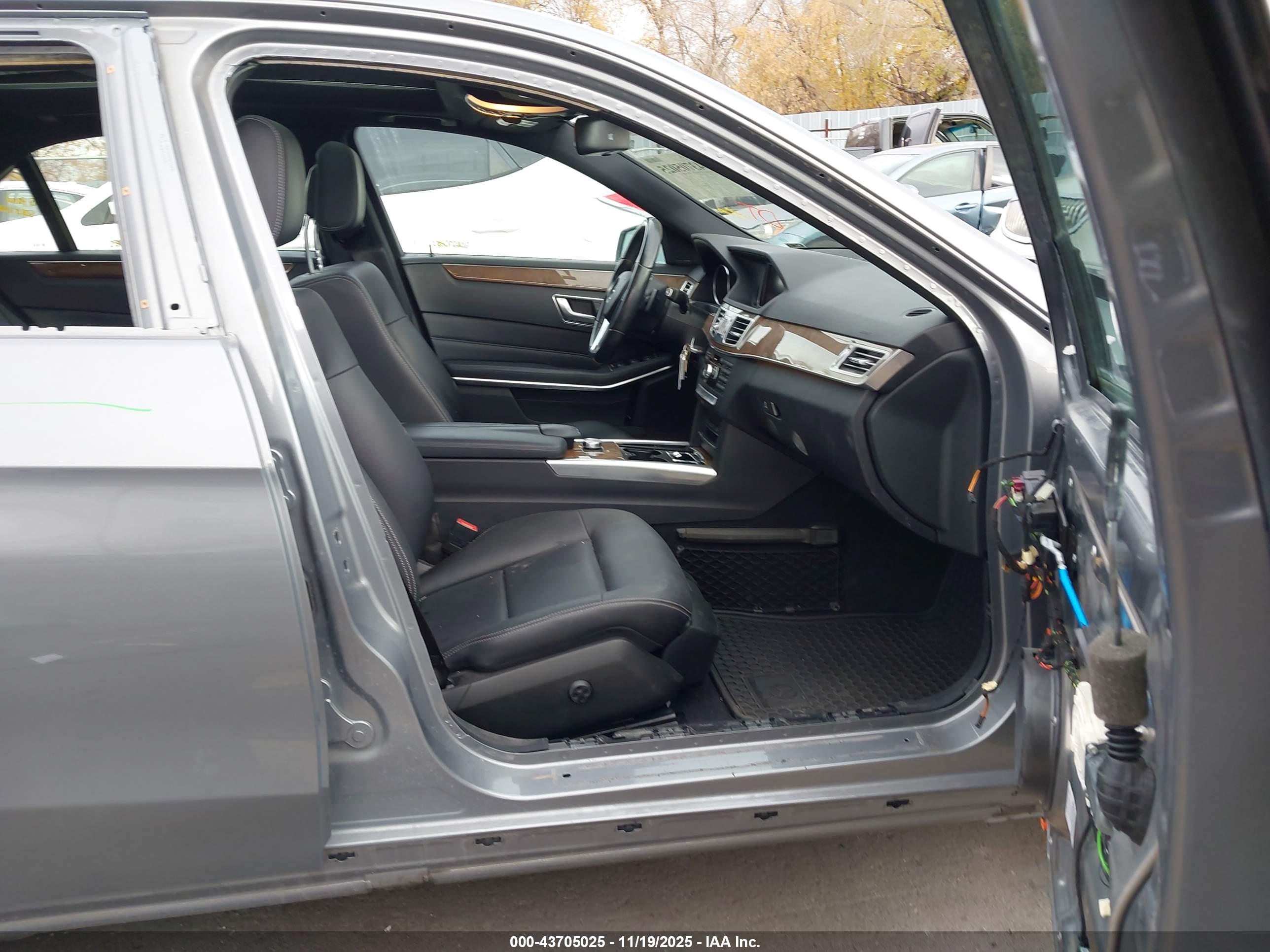 MERCEDES-BENZ E image 5