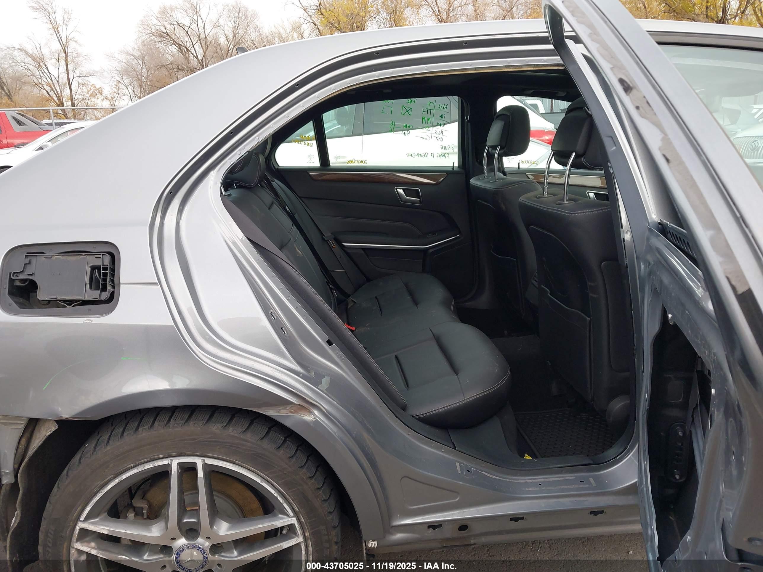 MERCEDES-BENZ E image 8