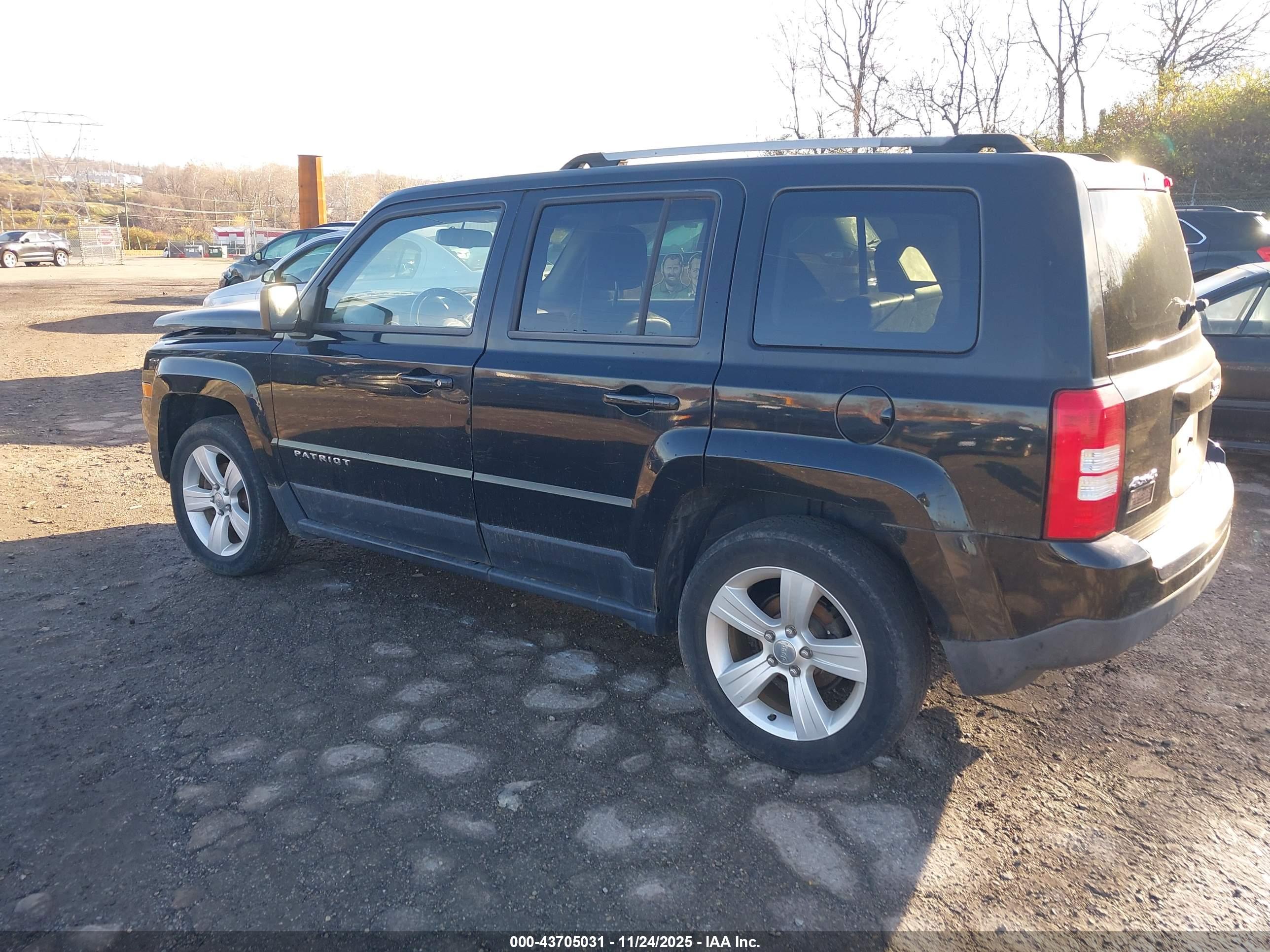JEEP PATRIOT image 3