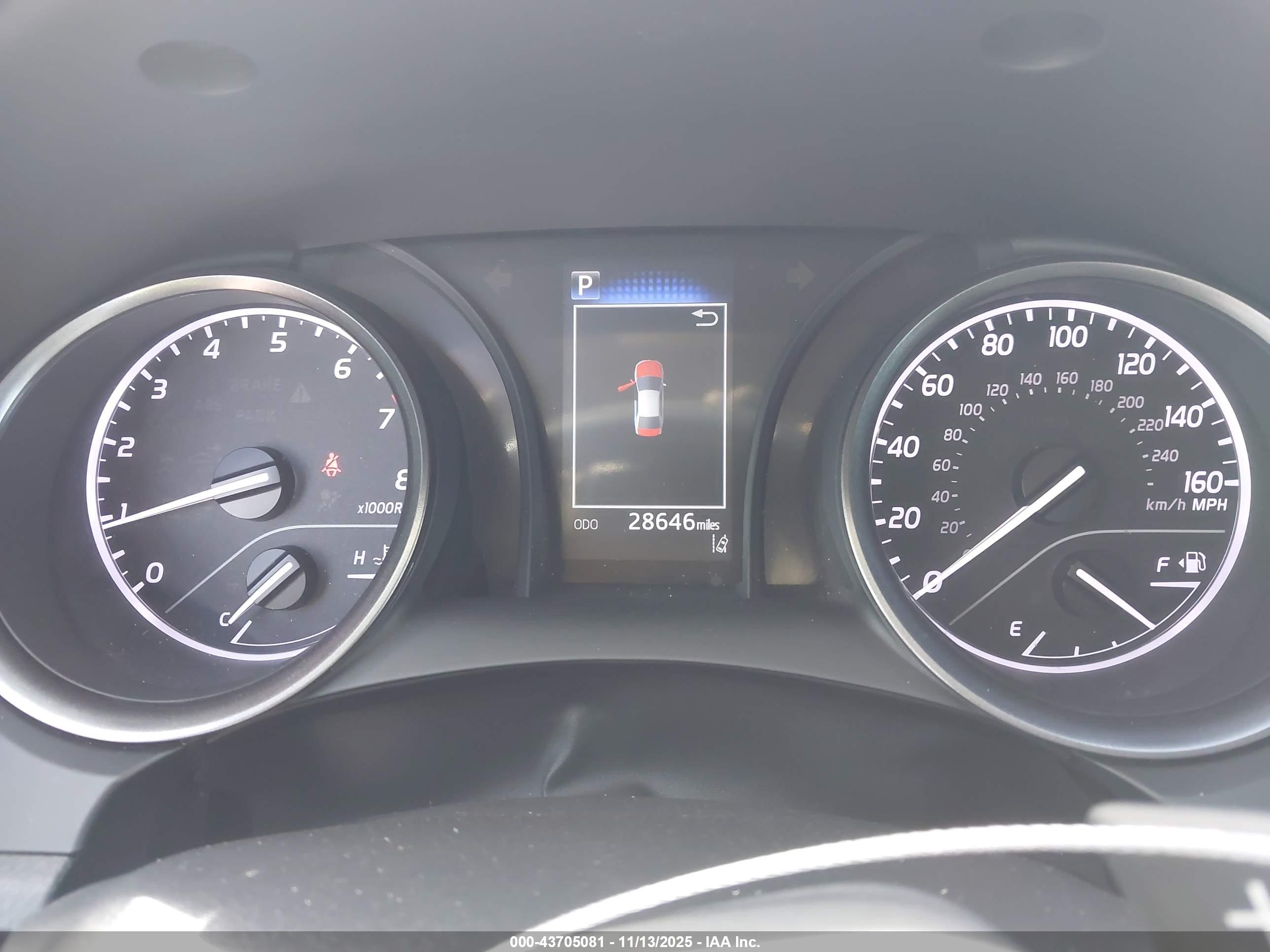 TOYOTA CAMRY image 7