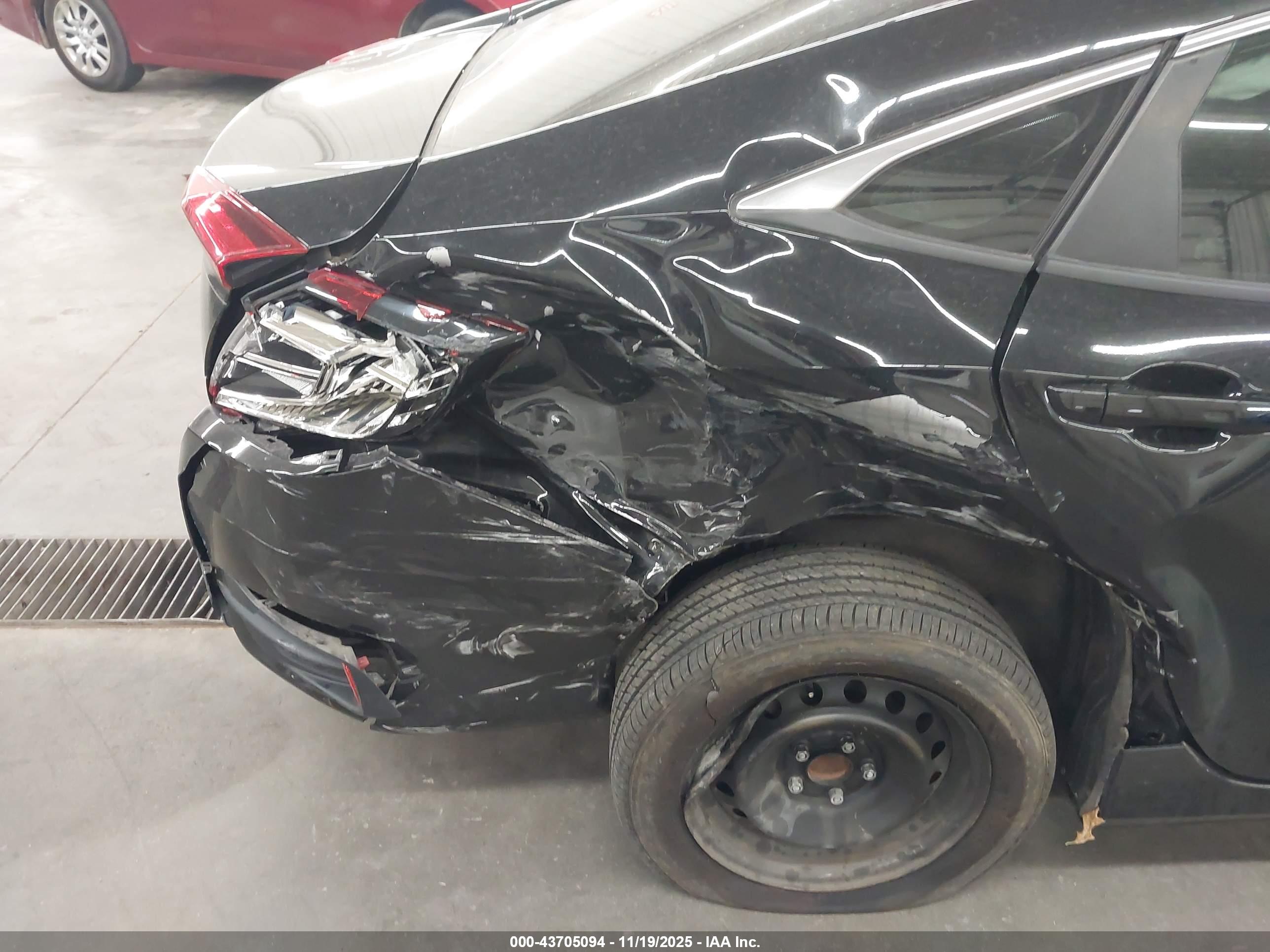HONDA CIVIC image 6