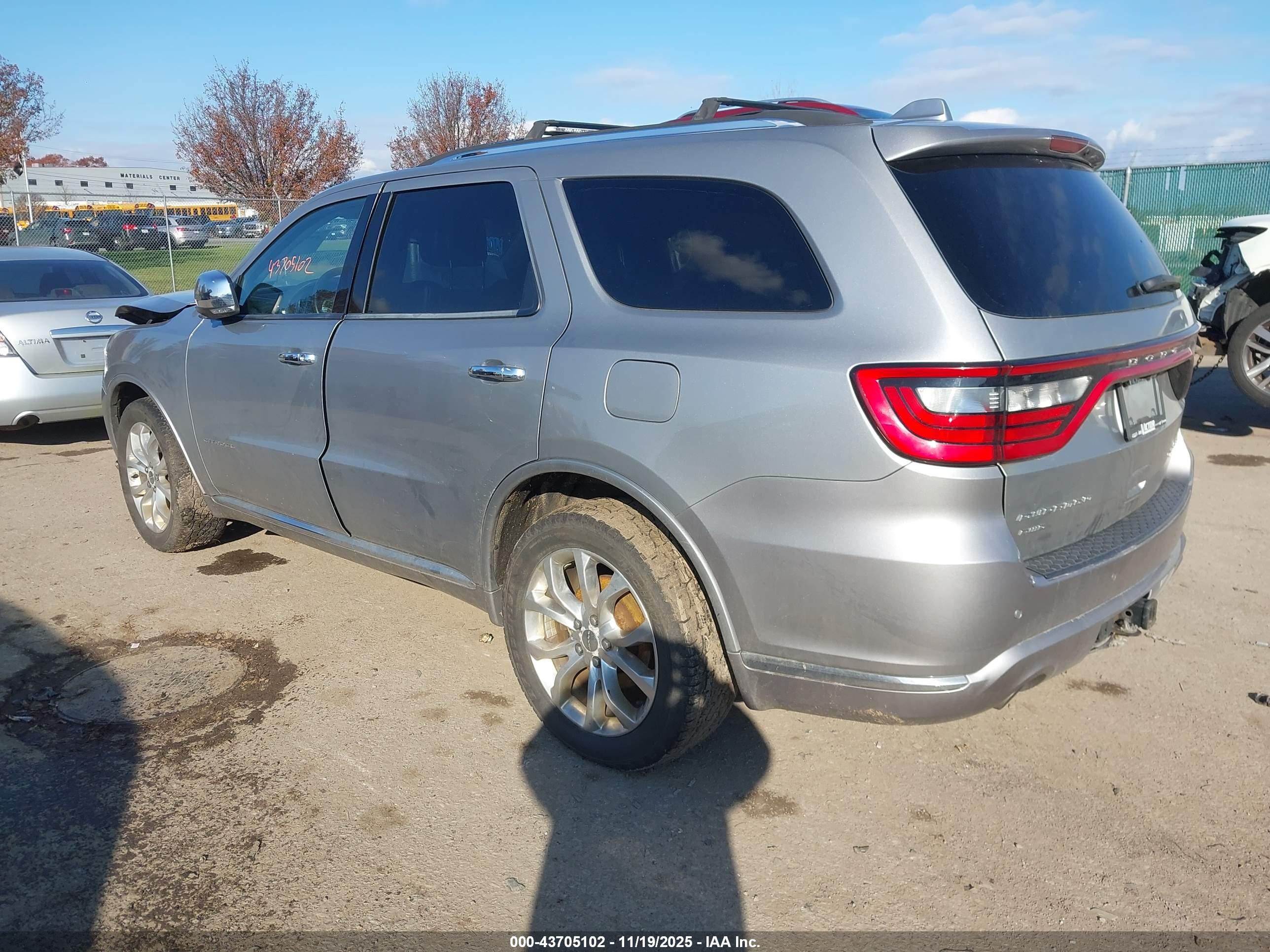 DODGE DURANGO image 3