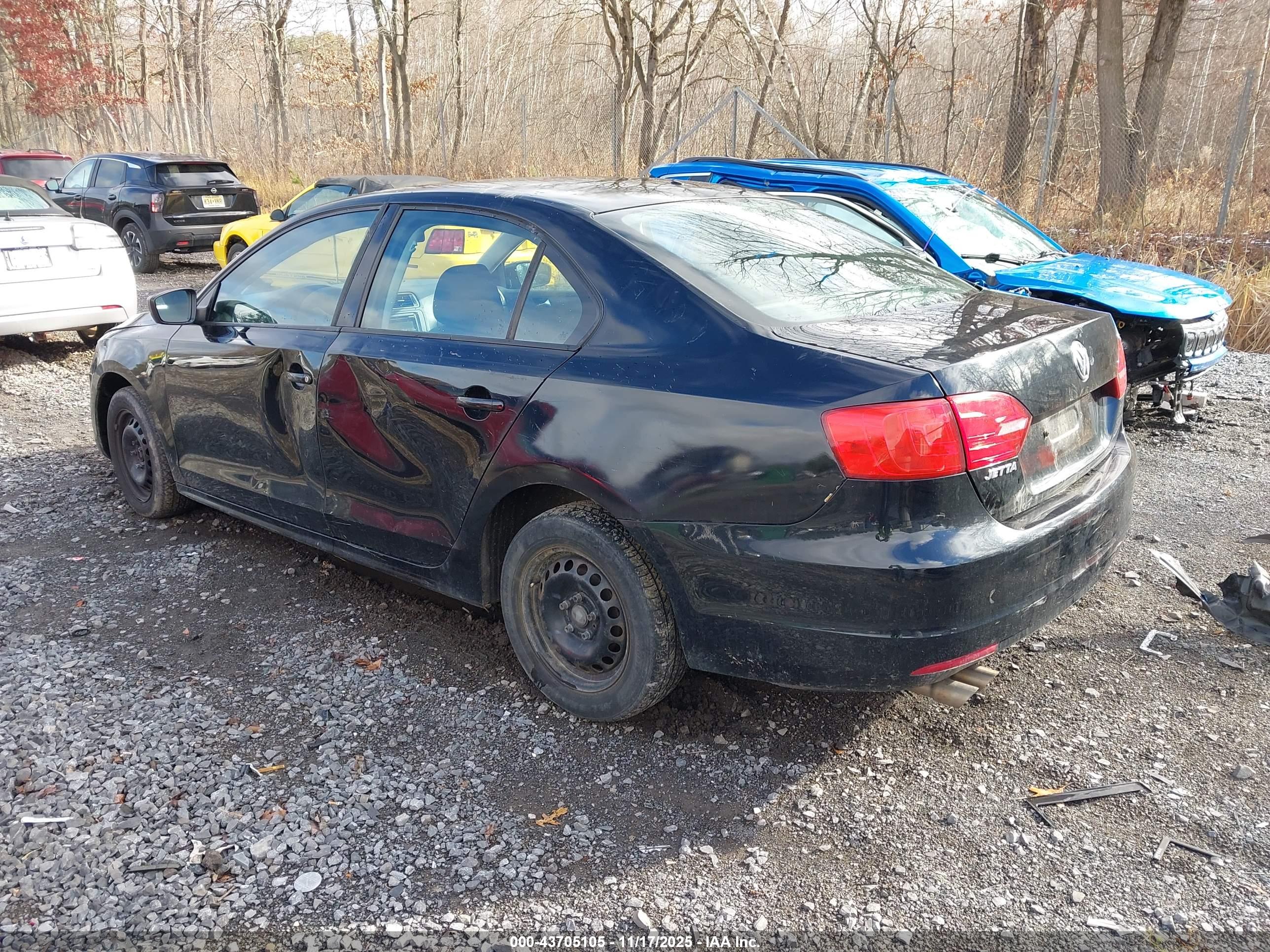 VOLKSWAGEN JETTA image 3