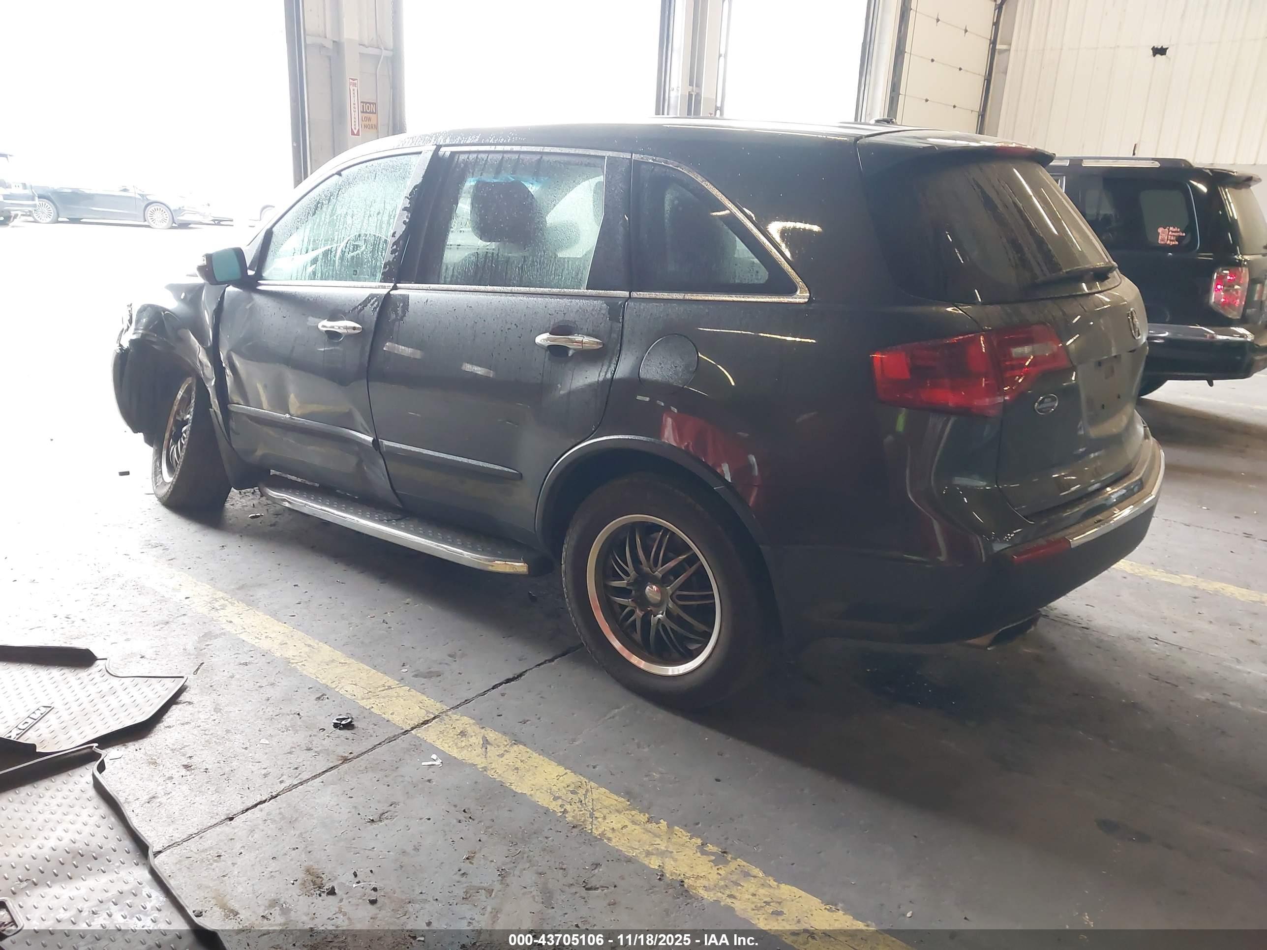 ACURA MDX image 3