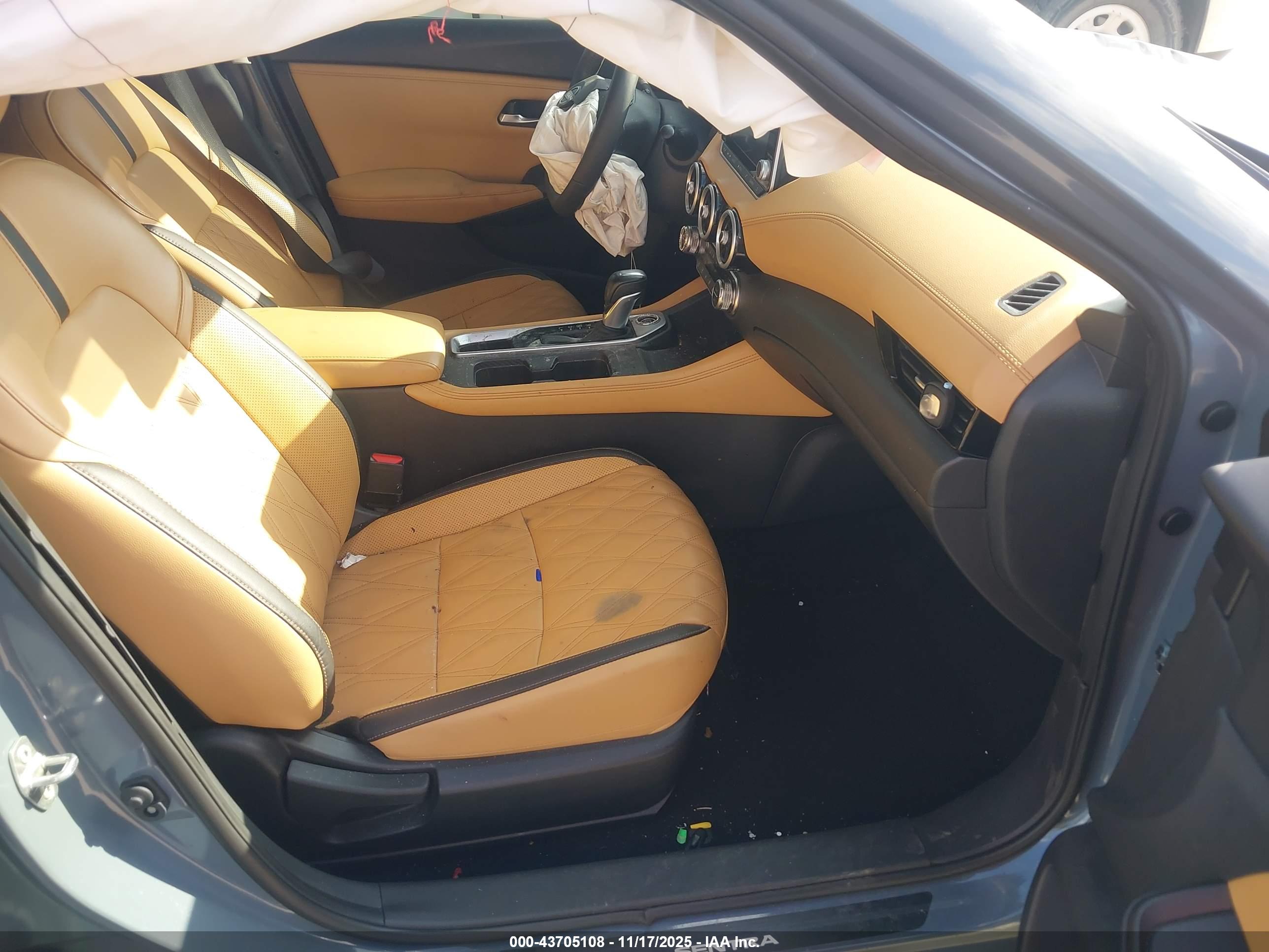 NISSAN SENTRA image 5