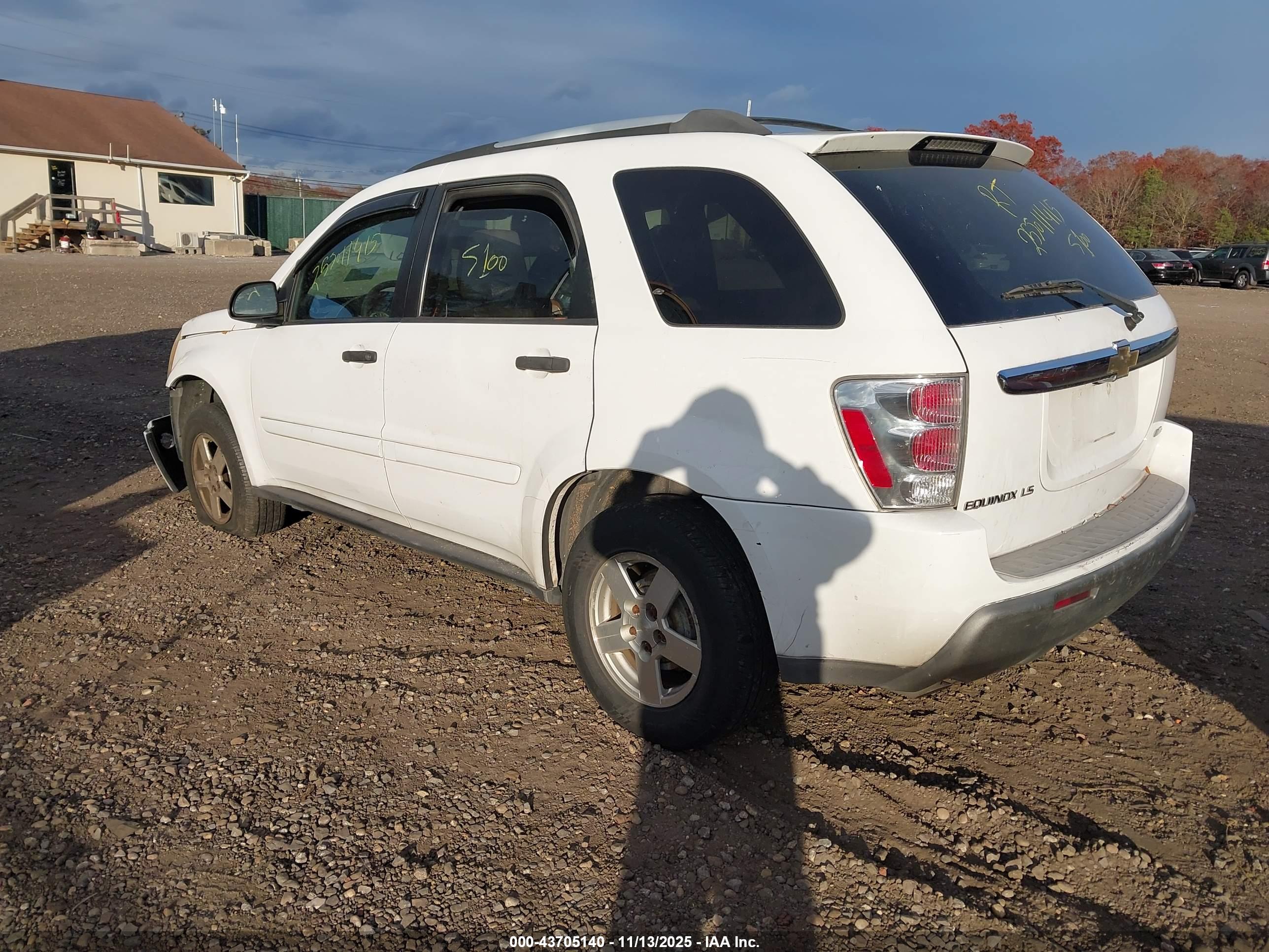 CHEVROLET EQUINOX image 3