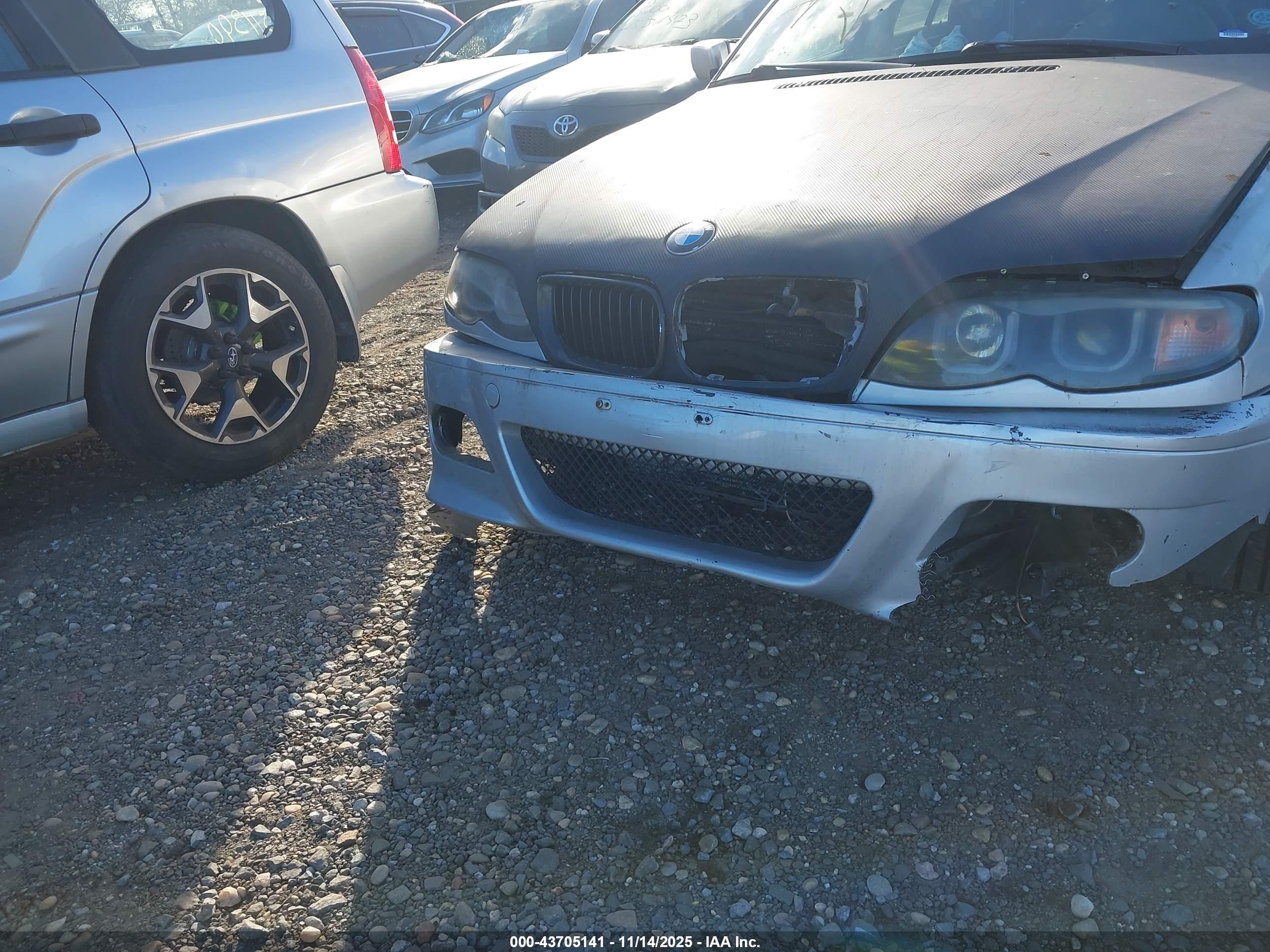 BMW 330I image 6