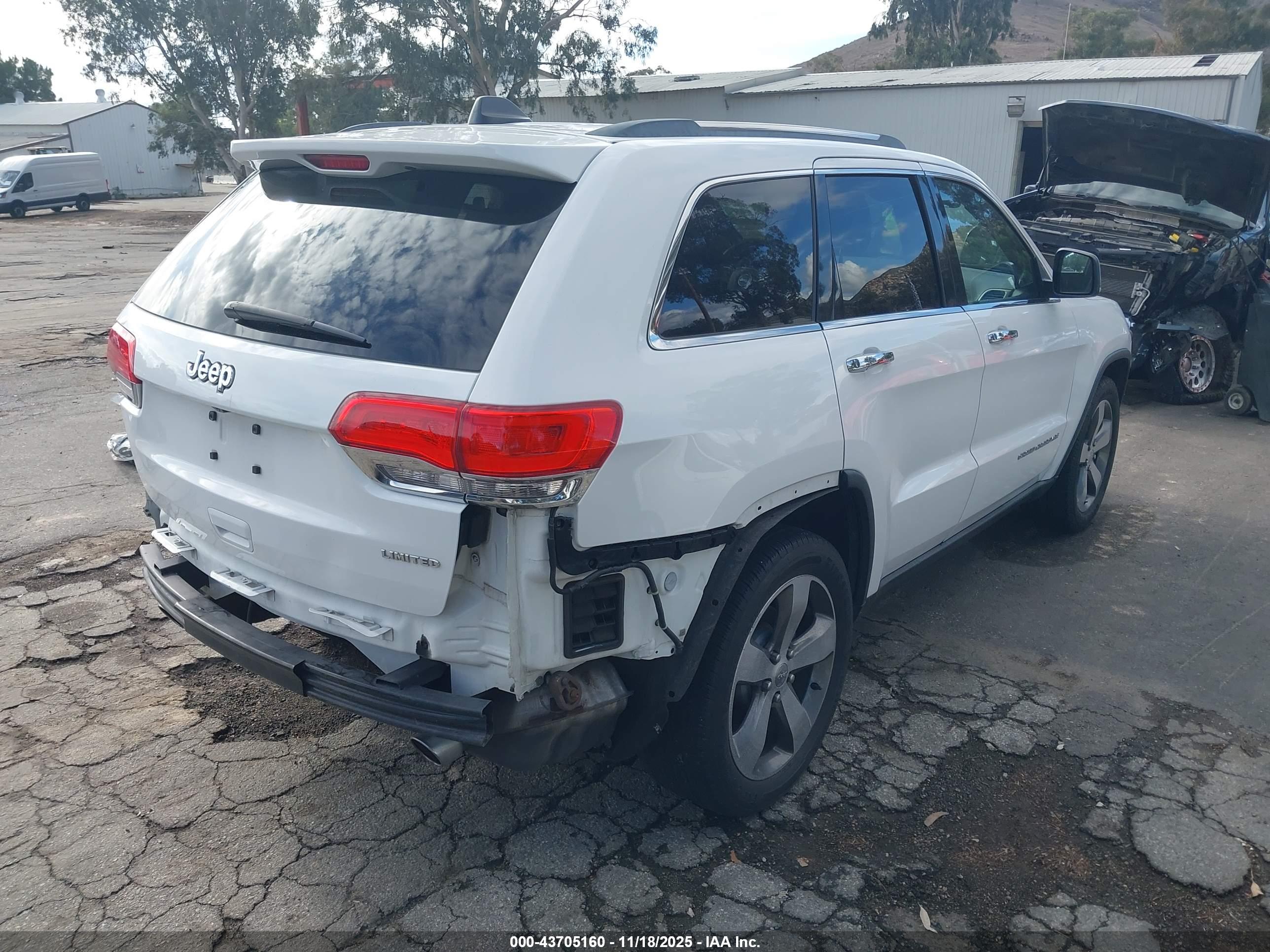 JEEP GRAND image 4