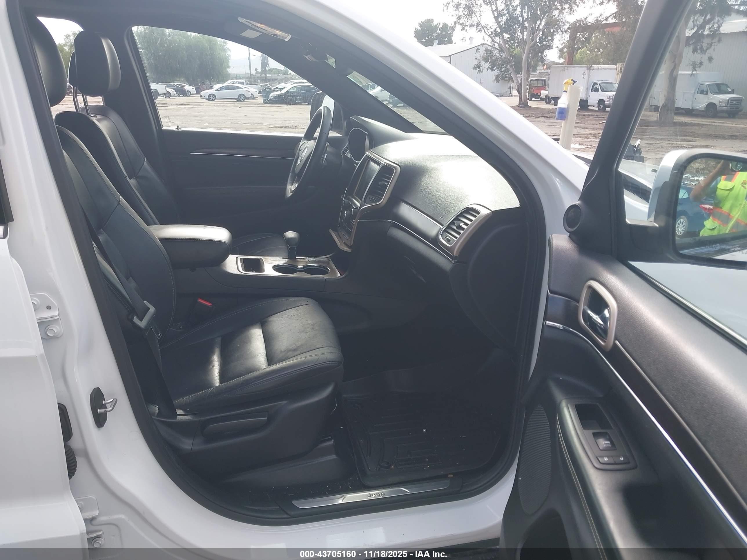 JEEP GRAND image 5