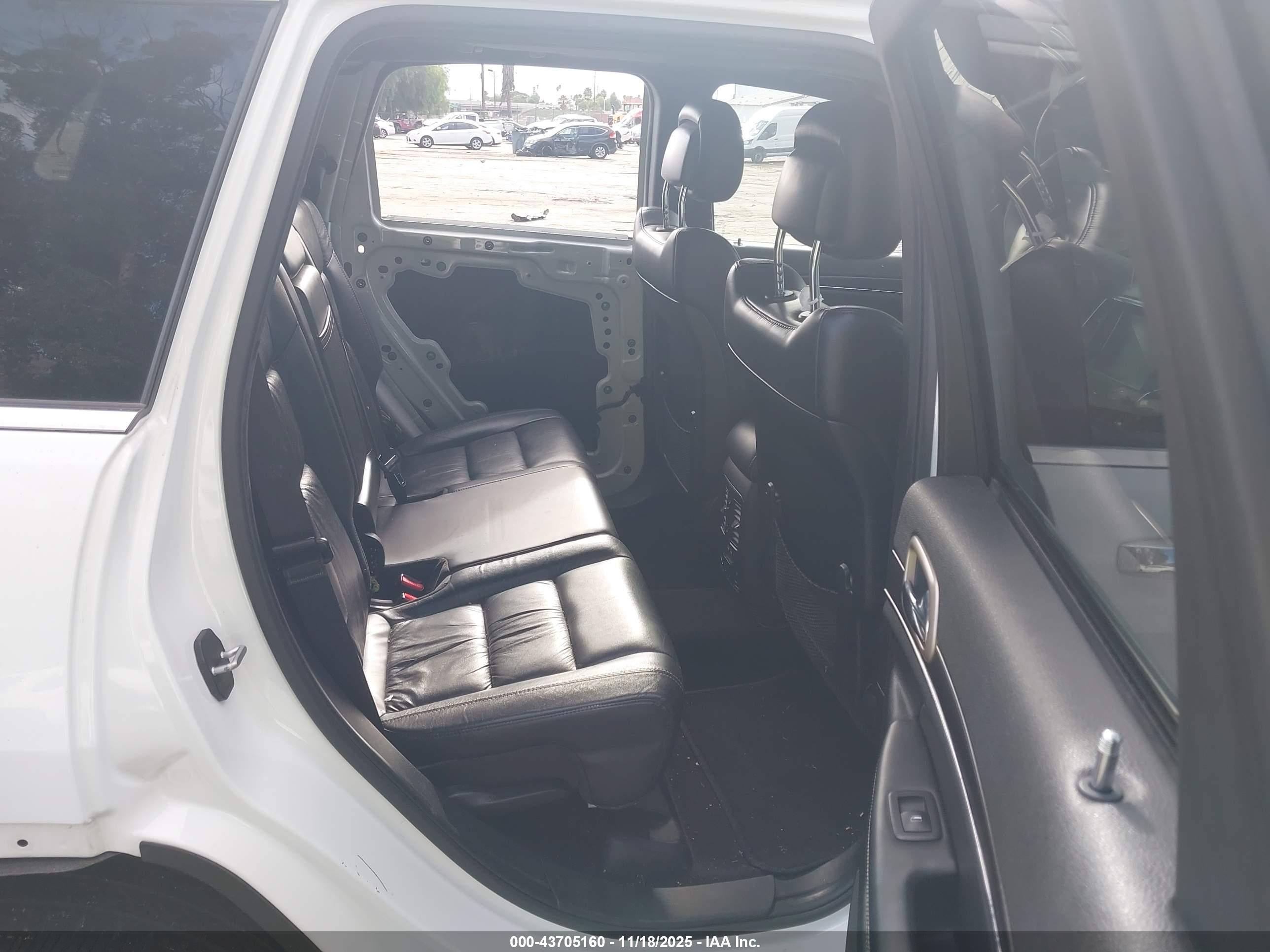 JEEP GRAND image 8